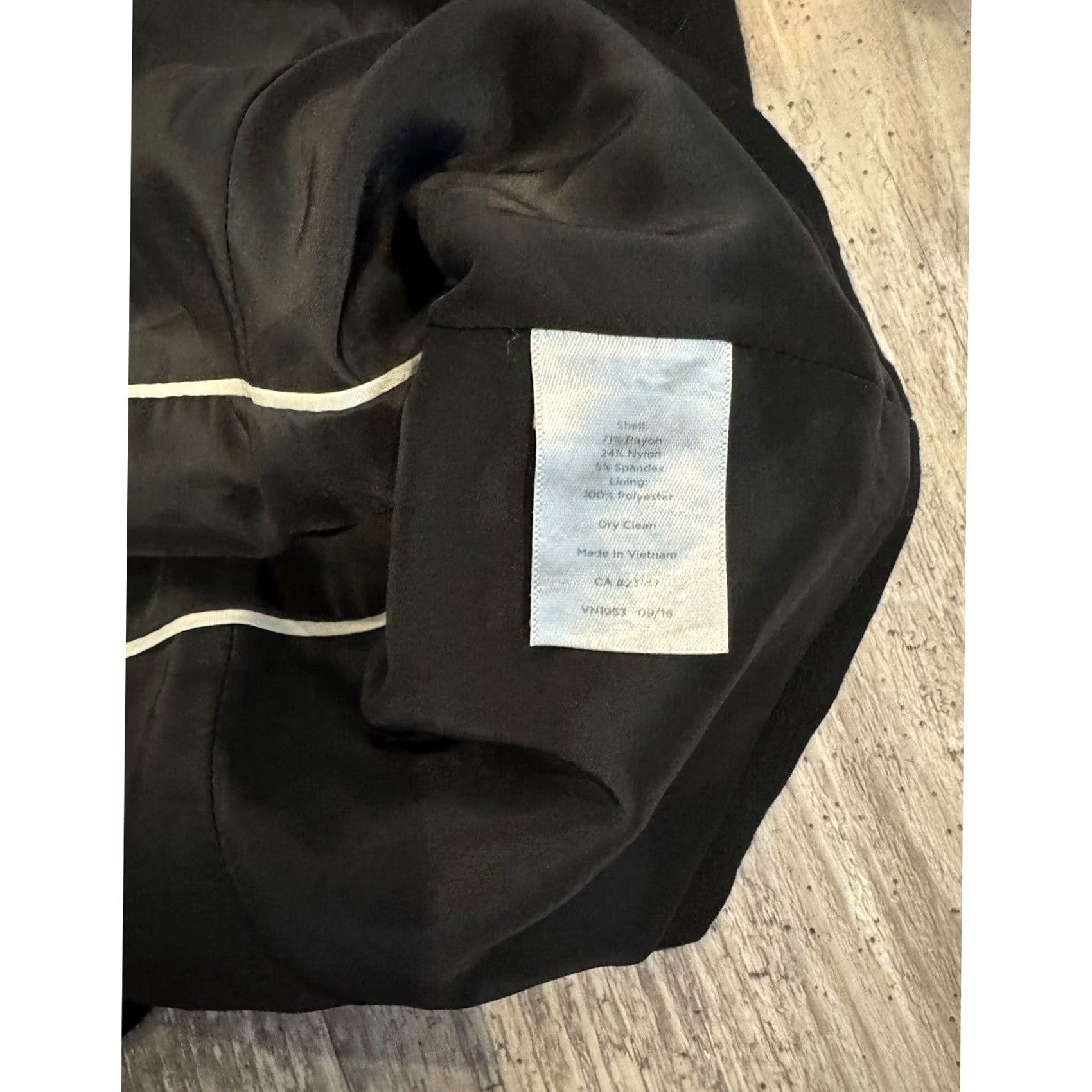 Talbots Talbots Black Knit Jacket Full Zip Italy Size 10 Women’s Size L / US 10 / IT 46 - 7 Thumbnail
