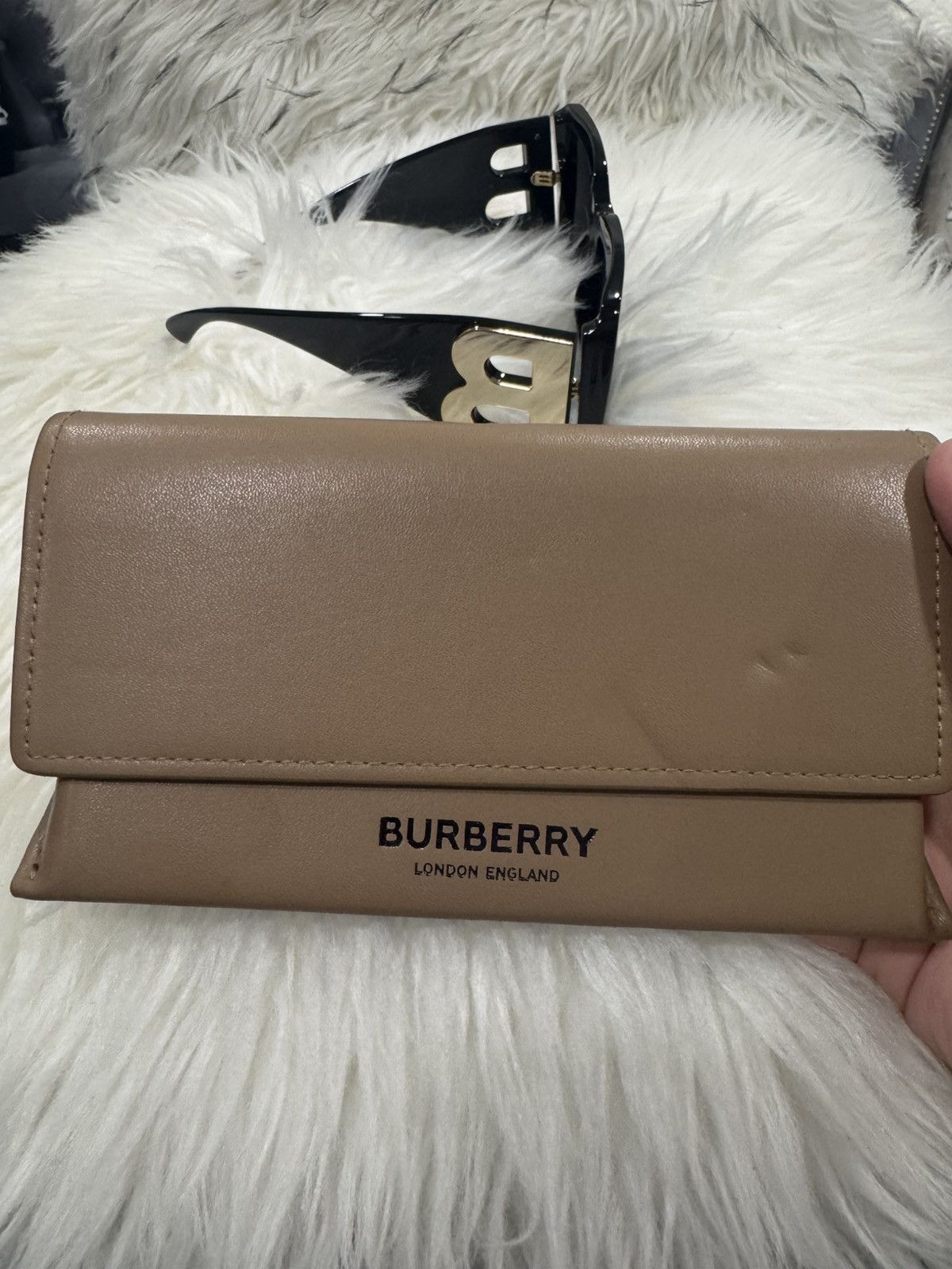 Burberry Black Burry “B” Lens Motif sunglasses Size ONE SIZE - 4 Thumbnail