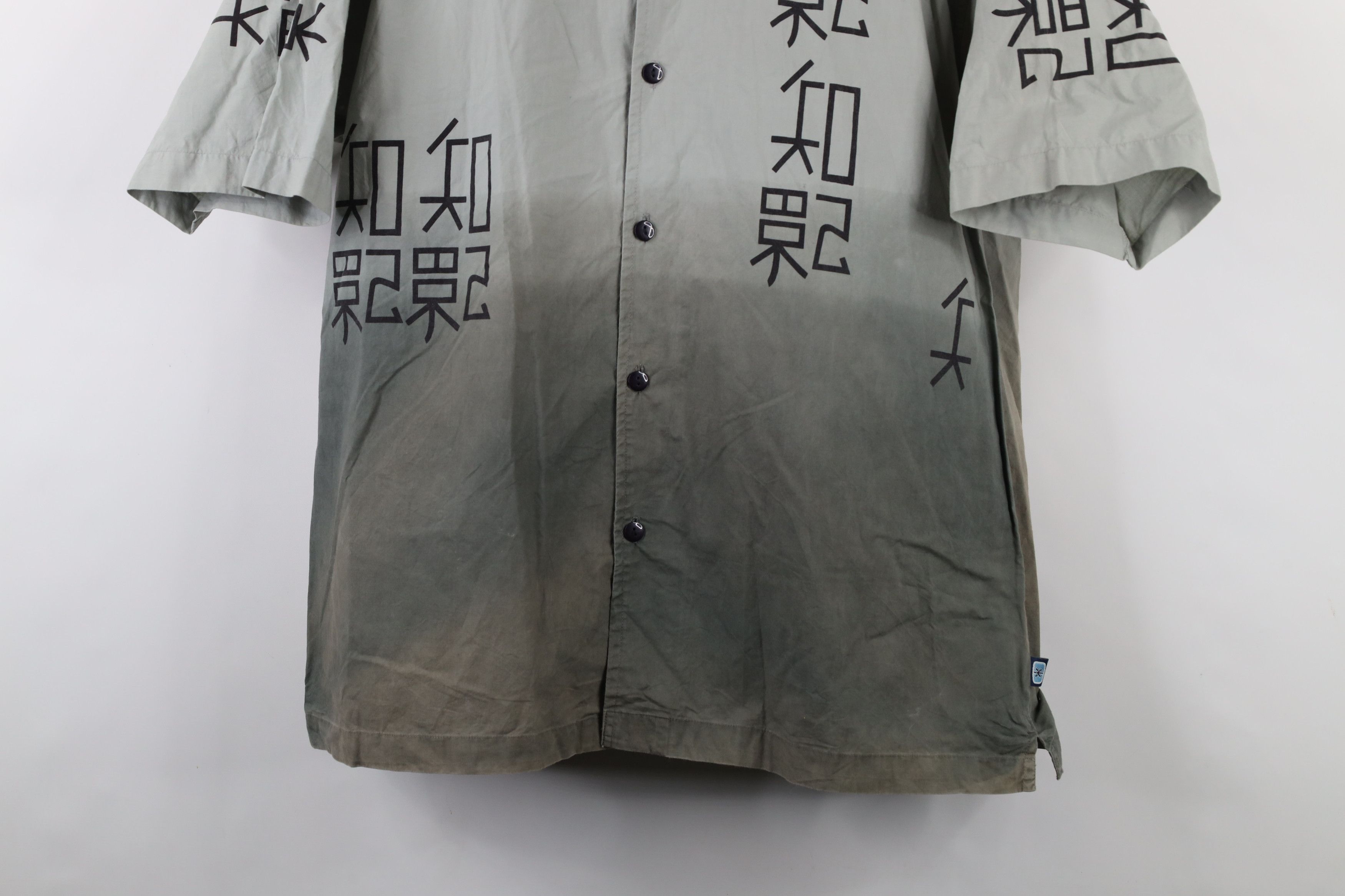 Vintage Vintage 90s Y2K Streetwear Chinese Camp Bowling Button Shirt Size US L / EU 52-54 / 3 - 3 Thumbnail