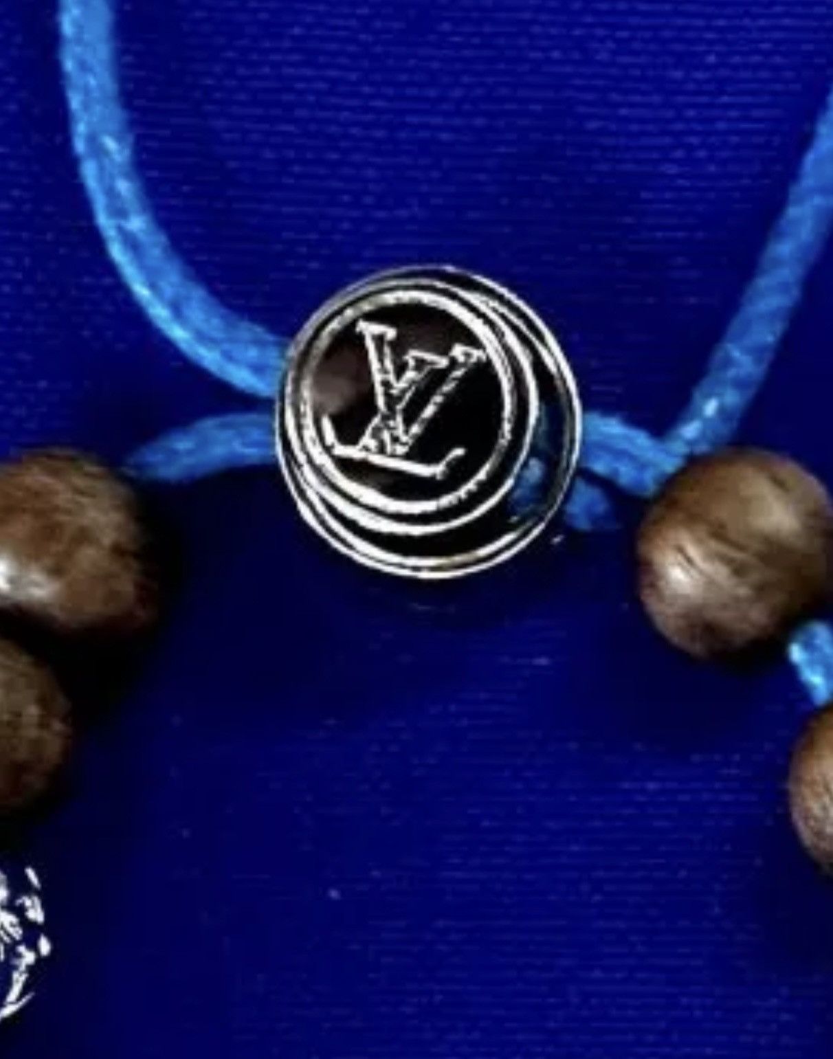Louis Vuitton × Pharrell 🔥 Rare Louis Vuitton Pre fall 2024 Show beaded Bracelet Size ONE SIZE - 9 Thumbnail