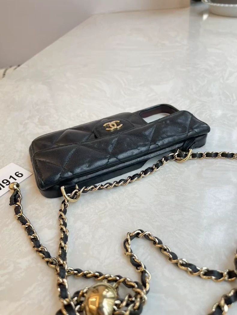 Chanel Chanel Chain Phone Case for iPhone 13 14 Size ONE SIZE - 6 Thumbnail