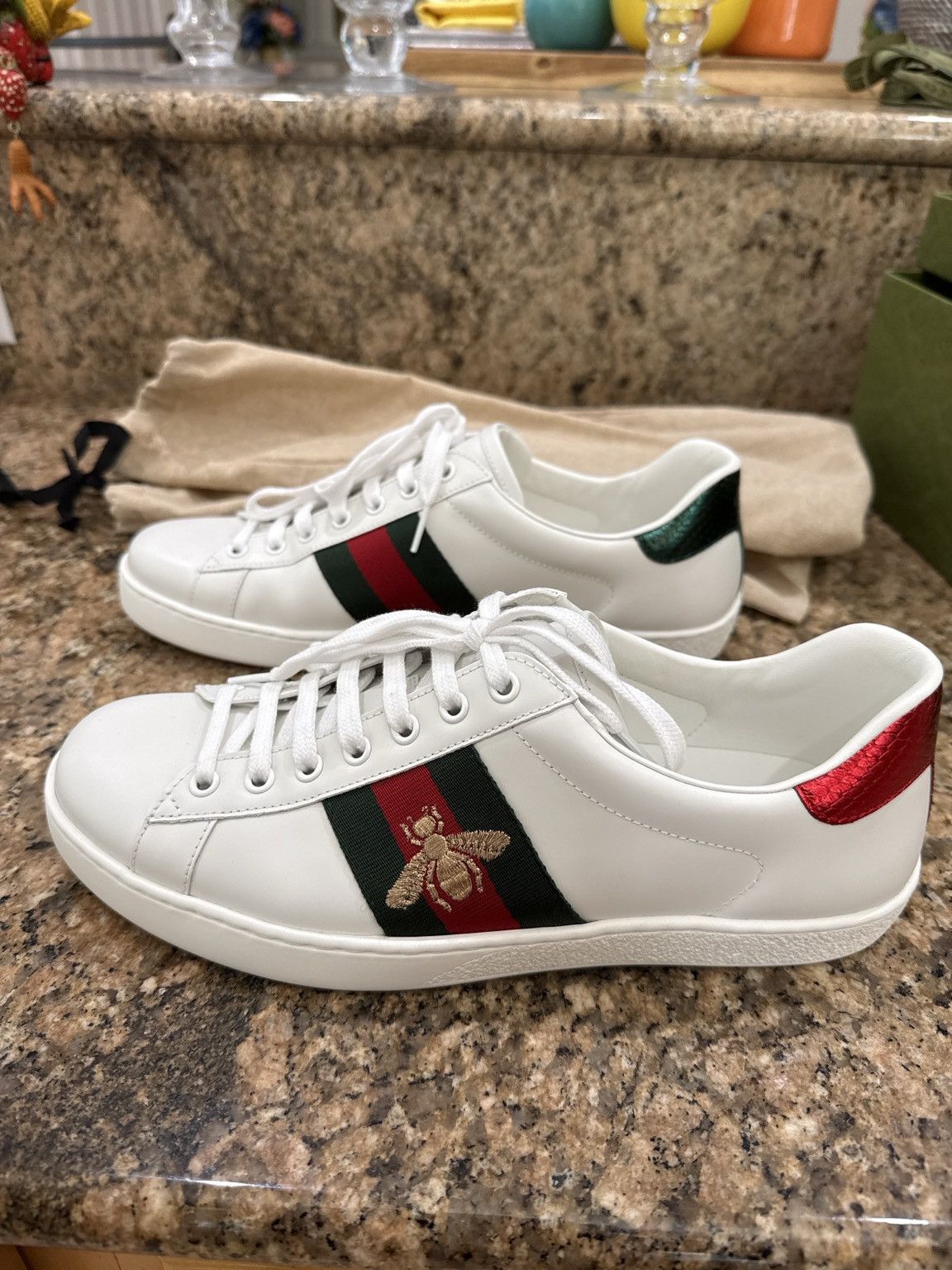 Gucci Gucci Ace Bee Sneakers size 8/US 9.5 Size US 9.5 / EU 42-43 - 1 Thumbnail