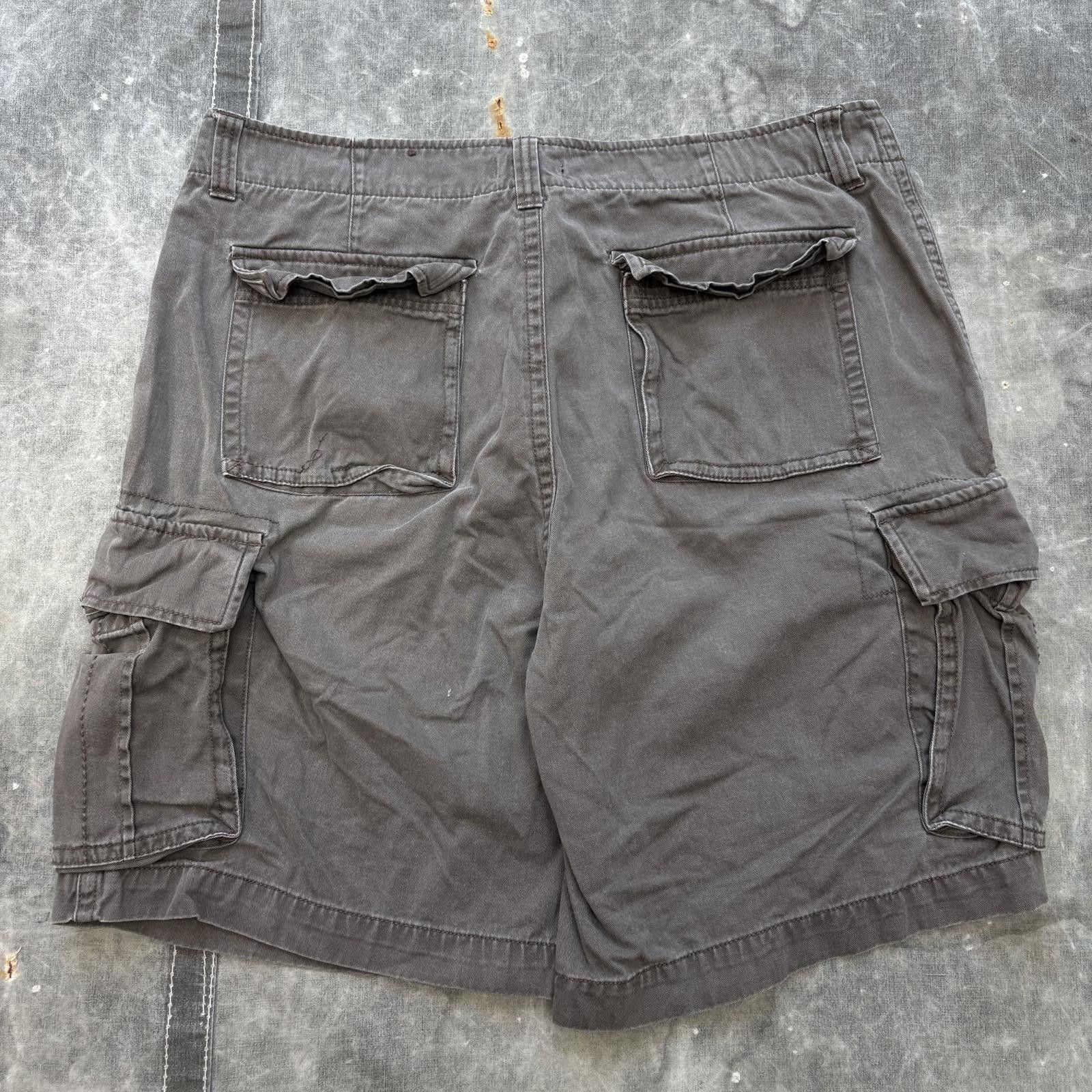 Faded Glory Vintage Y2K Baggy Faded Glory Brown Grunge Cargo Shorts Size US 36 / EU 52 - 2 Thumbnail