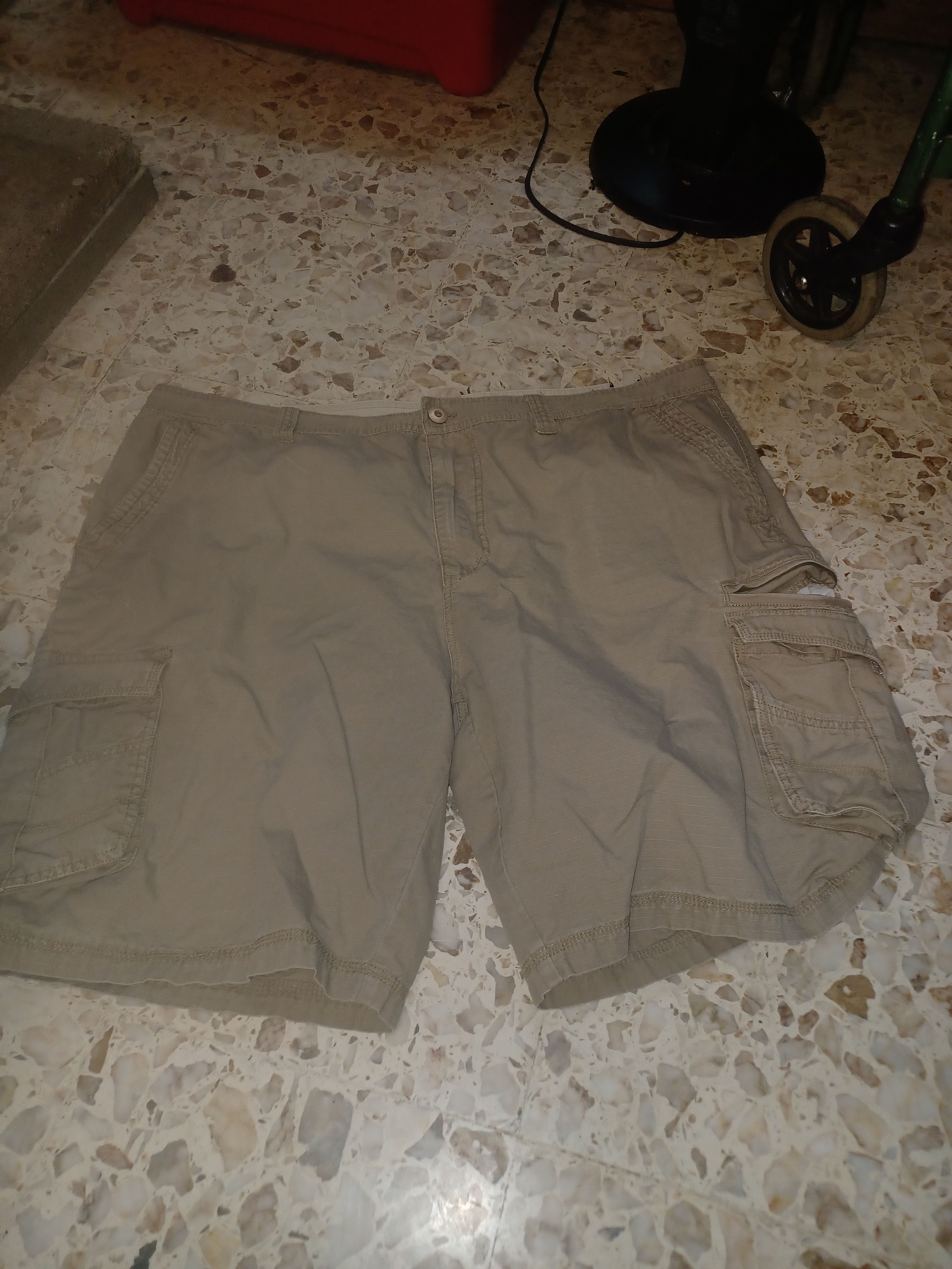 Other Cargo Shorts Men's SZ 48 Greenish Gray Size US 44 / EU 60 - 1 Thumbnail