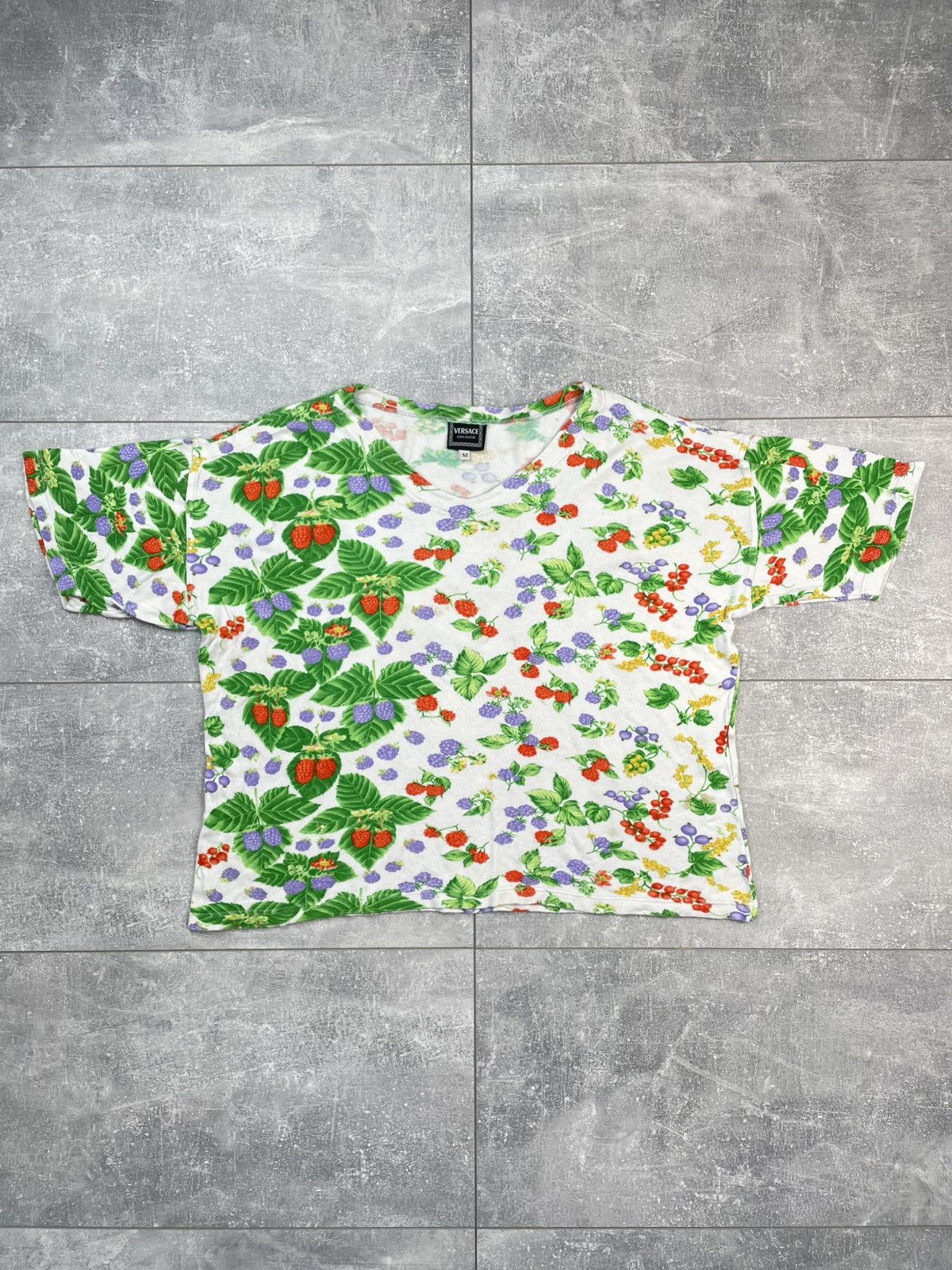 Versace Jeans Couture Versace Jeans Couture 90s Berry Fruit Print Viscose Shirt Size M / US 6-8 / IT 42-44 - 1 Thumbnail