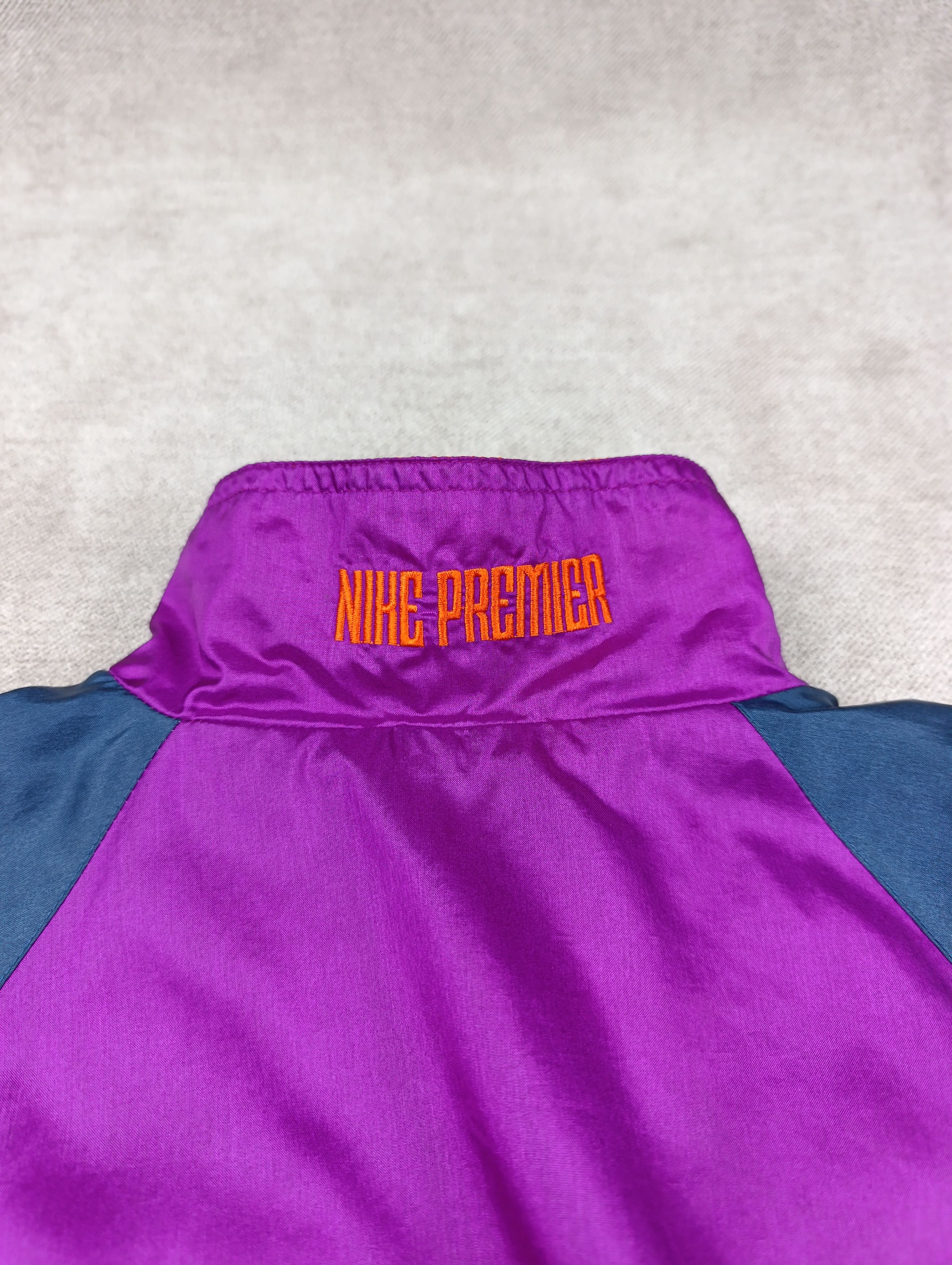 Nike Nike Premier 90s Nylon Jacket Vintage Colourful Windbreaker Size US S / EU 44-46 / 1 - 18 Thumbnail