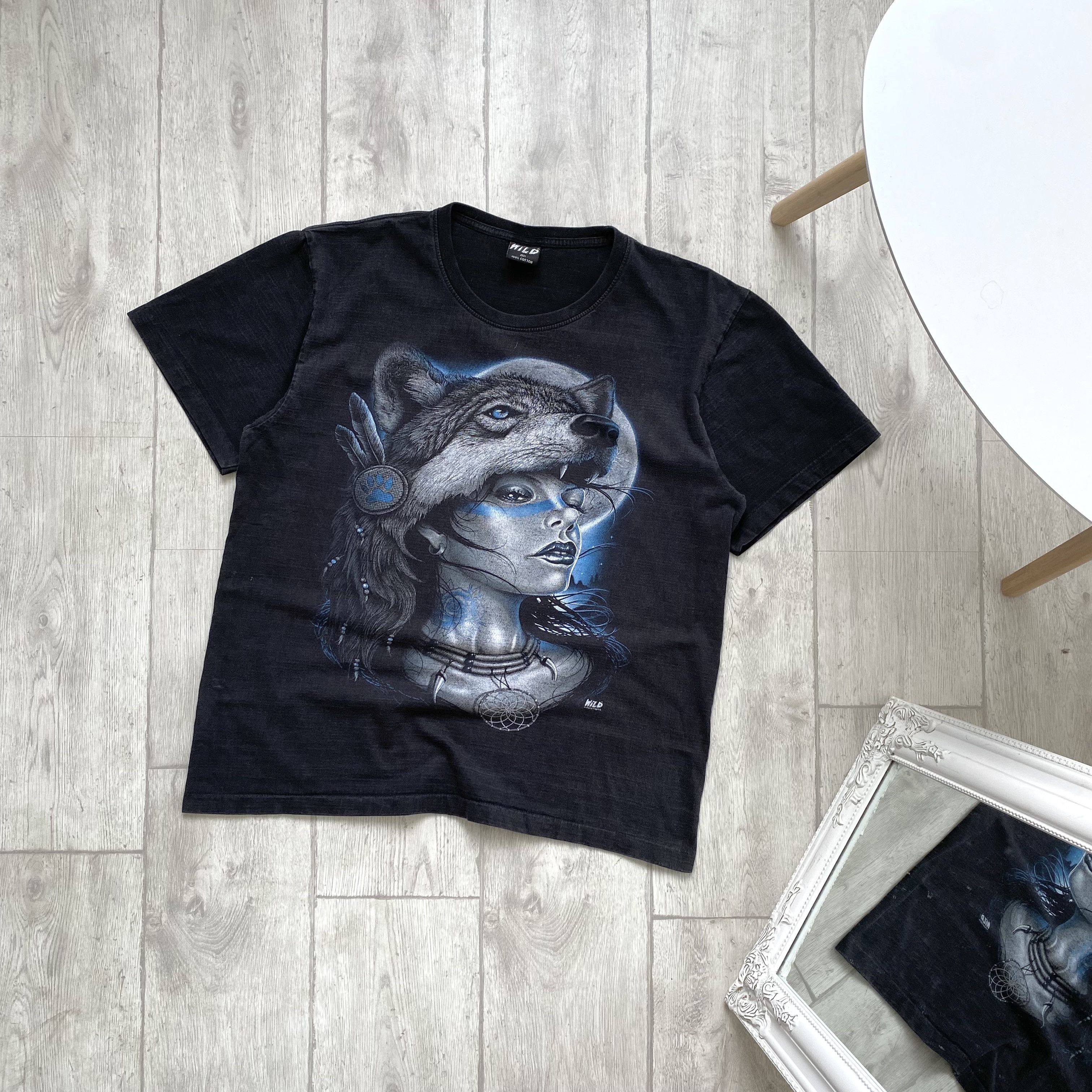 Band Tees 🐶Vintage Wild Wolf Indian Gilr Heavy Tee y2k Size US XL / EU 56 / 4 - 1 Thumbnail