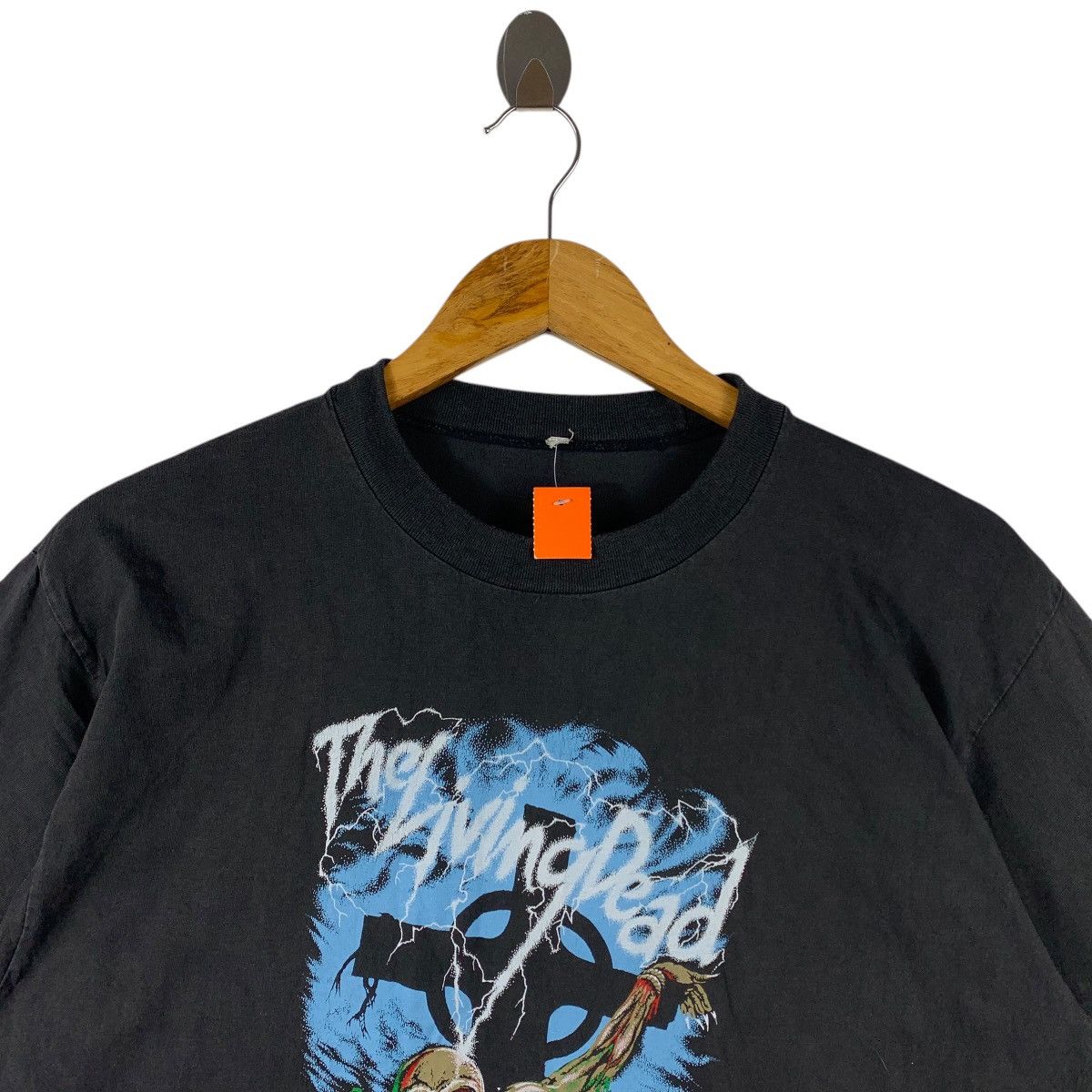 Vintage Vintage THE LIVING DEAD zombie horror movie tee Size US M / EU 48-50 / 2 - 2 Thumbnail