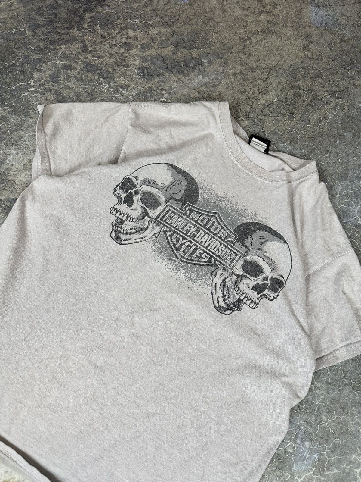 Vintage Thrashed Harley Davidson Twin Skull Tee