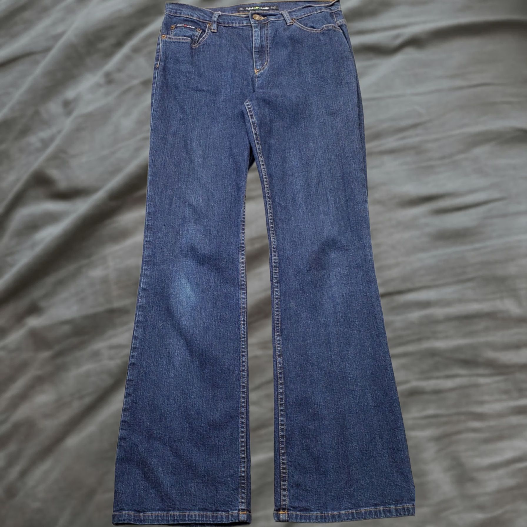 DKNY DKNY Jeans Womens 6 Bootcut Blue Denim 5-Pocket Regular Fit Stretch Size 28" / US 6 / IT 42 - 1 Thumbnail