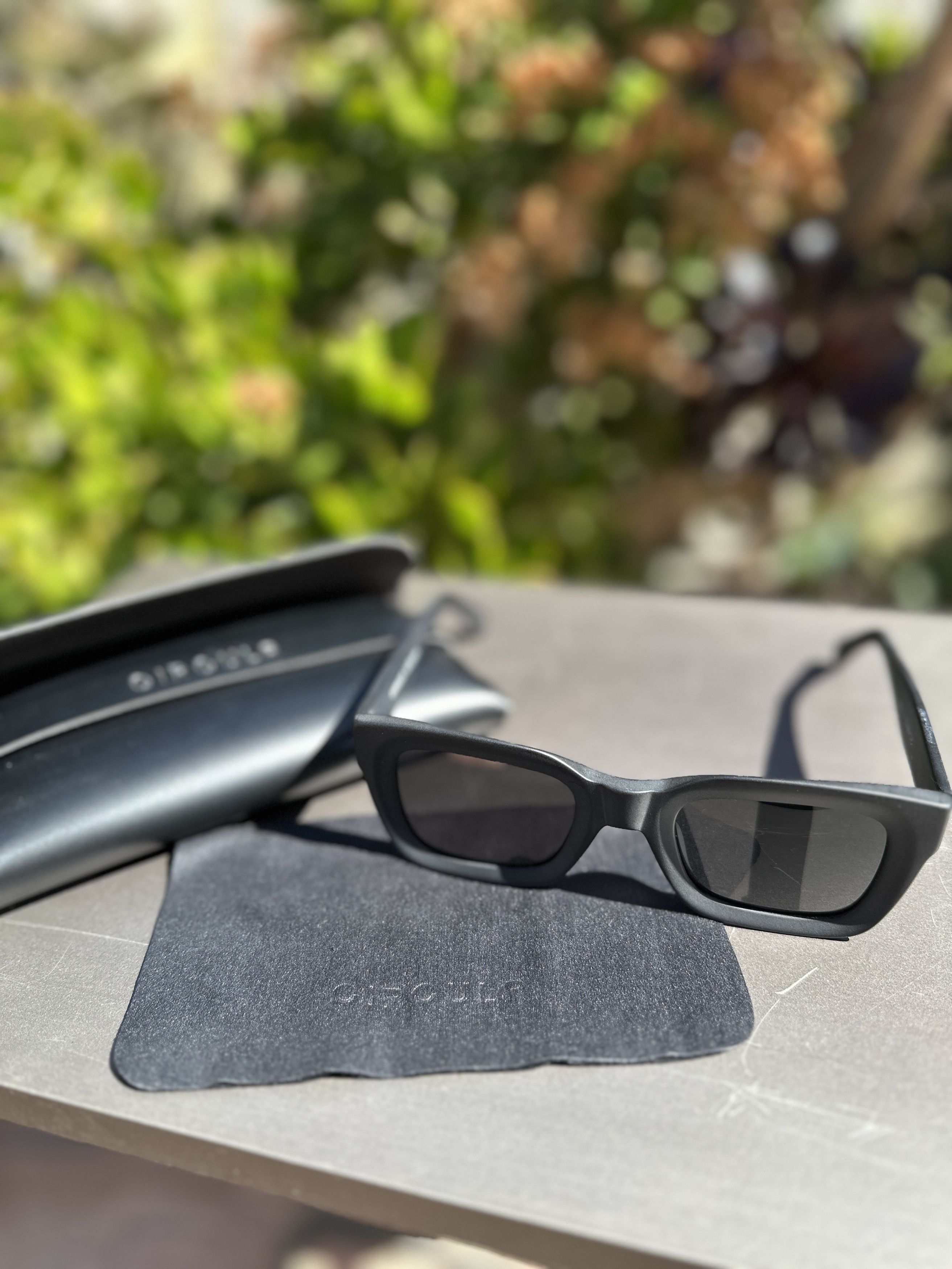 Other Circulr Blanco Matte Black Sunglasses Size ONE SIZE - 7 Thumbnail