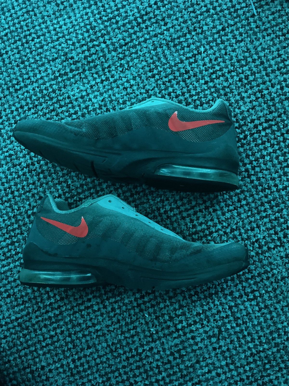Nike Nike invigors Size US 6 / EU 39 - 2 Thumbnail