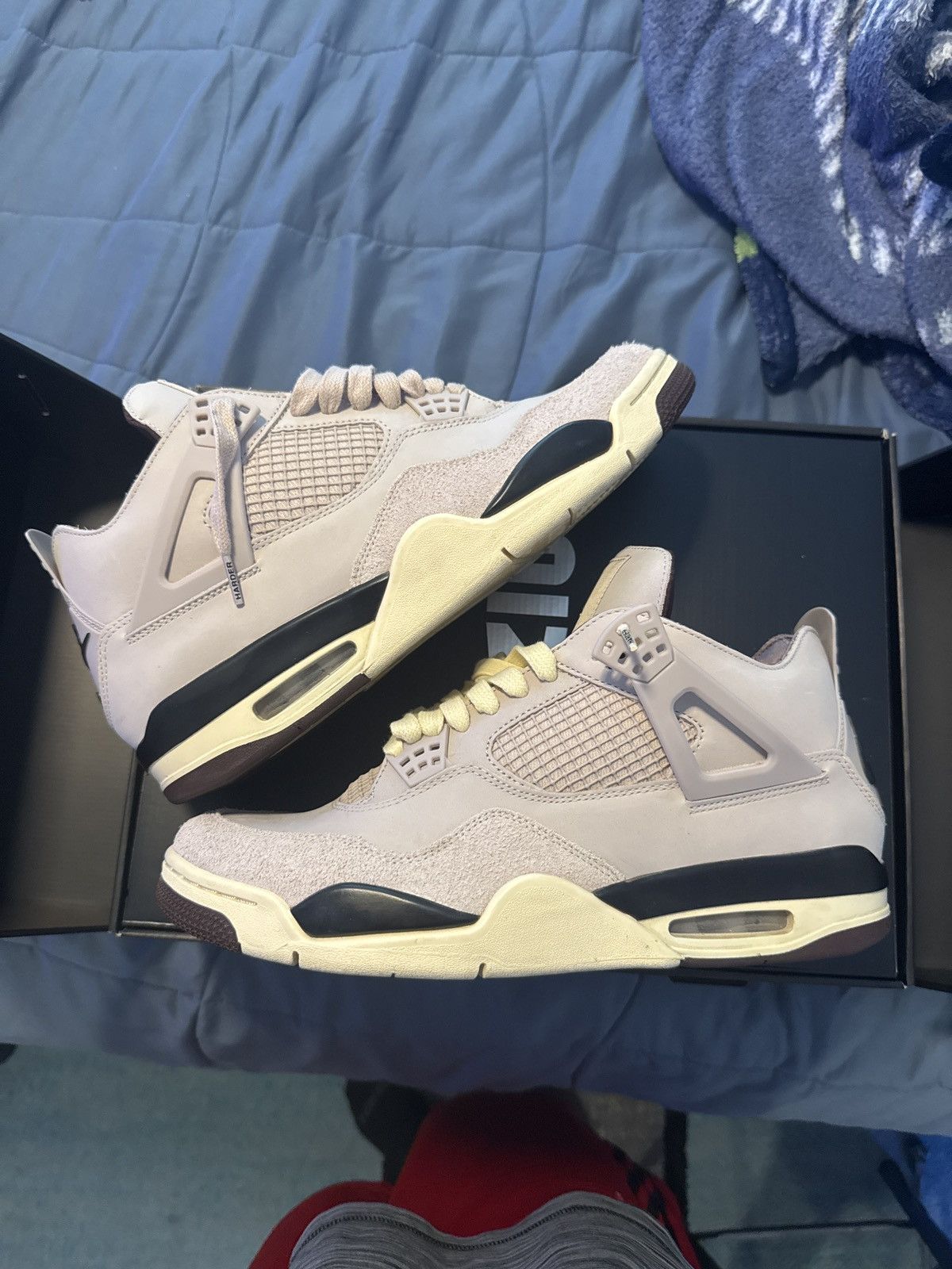 Jordan Brand × Nike Jordan 4 x A Ma Maniere Fossil Stone Size US 11.5 / EU 44-45 - 8 Thumbnail