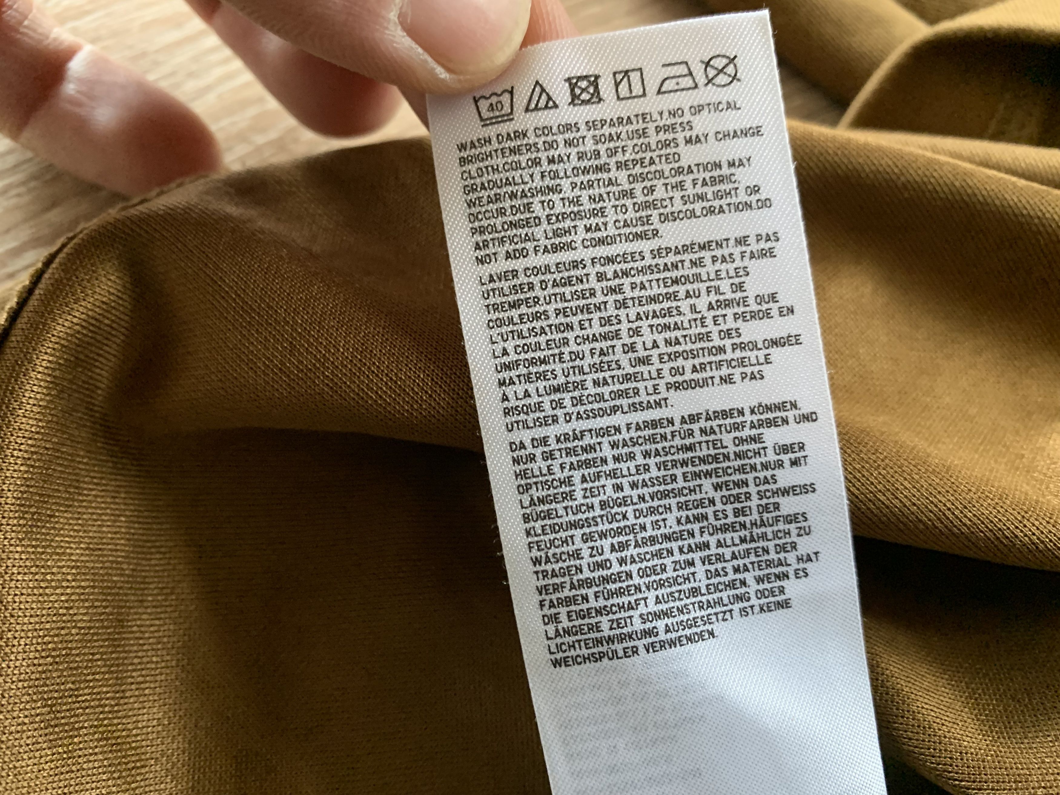 Japanese Brand × Uniqlo Uniqlo Cotton Basic Mustard Oversized T Shirt Size US S / EU 44-46 / 1 - 7 Thumbnail