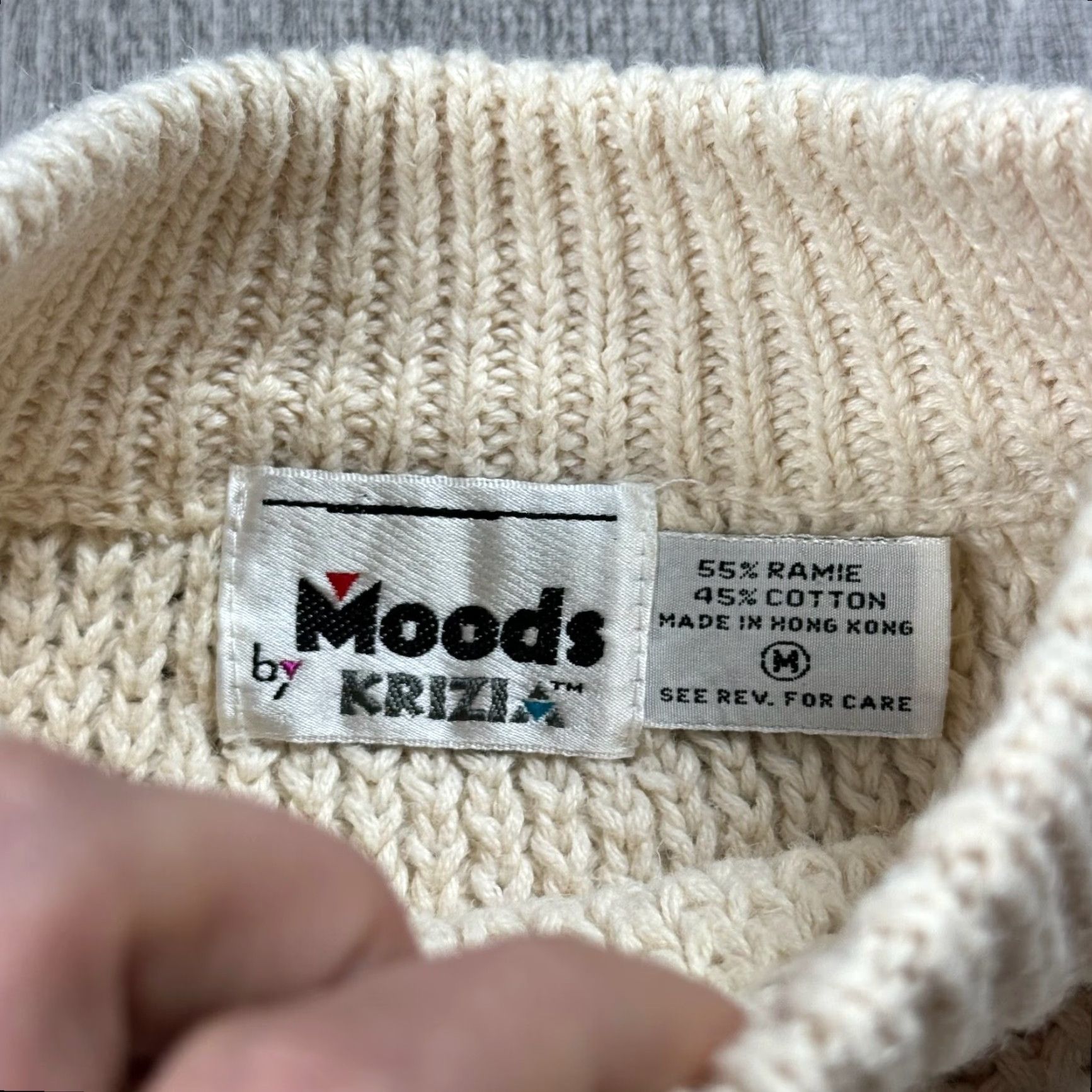 Krizia VINTAGE Krizia Women's Chunky Knit Sweater Mock Neck Pullover Ivory 90s Size Medium Size M / US 6-8 / IT 42-44 - 4 Thumbnail