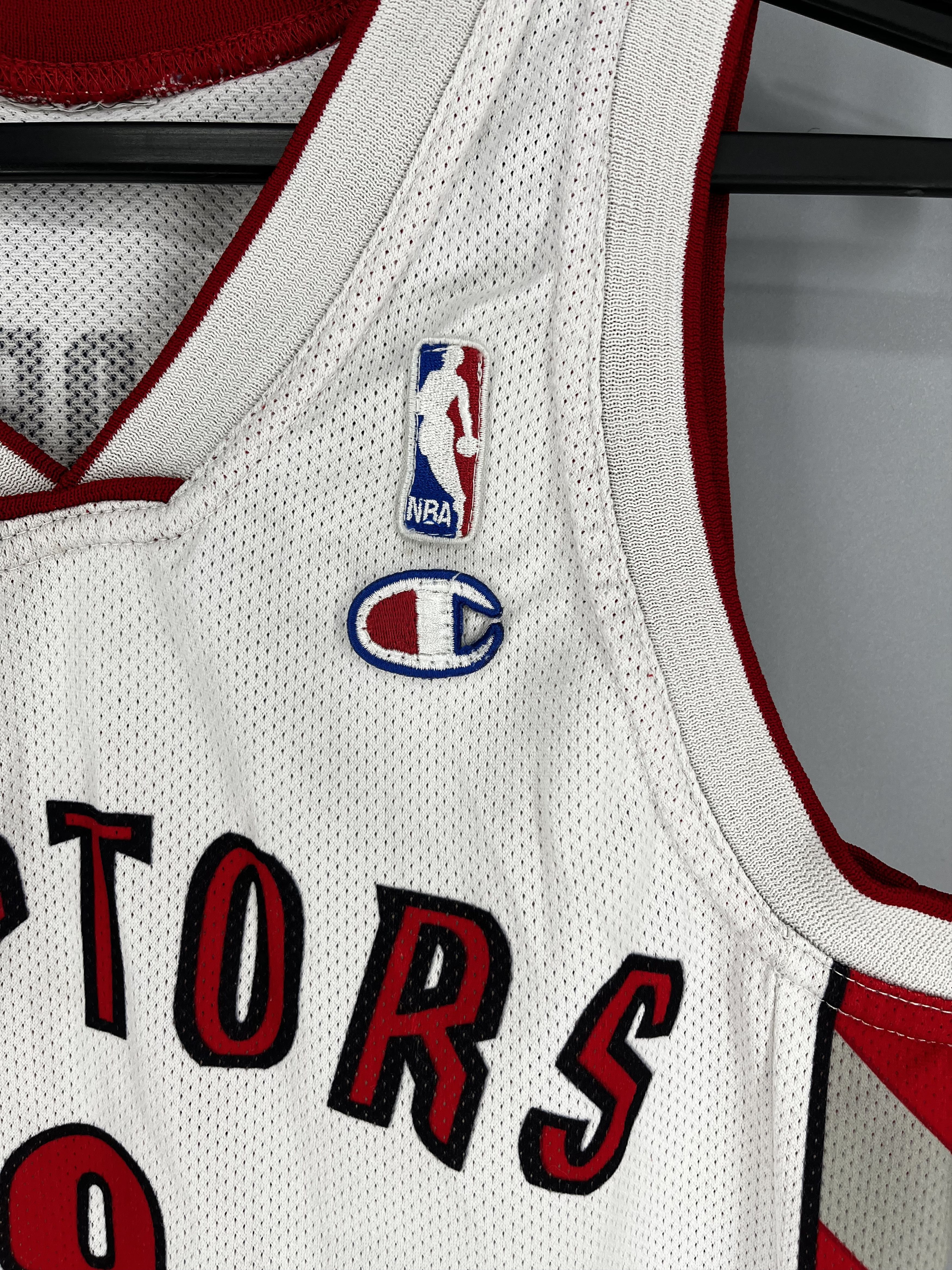 Champion Raptors Champion Calderon jersey t-shirts size M Size US M / EU 48-50 / 2 - 8 Thumbnail