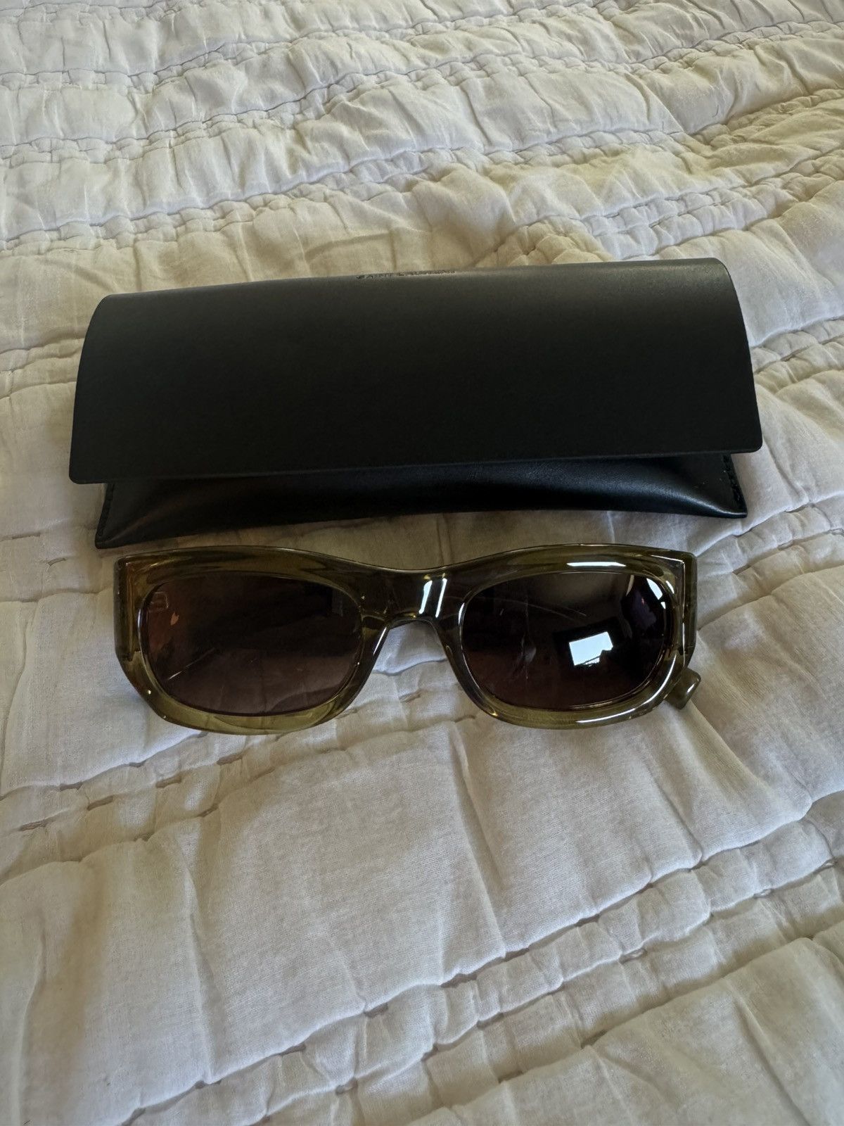 Saint Laurent Paris Saint Laurent Green Sunglasses Size ONE SIZE - 1 Thumbnail