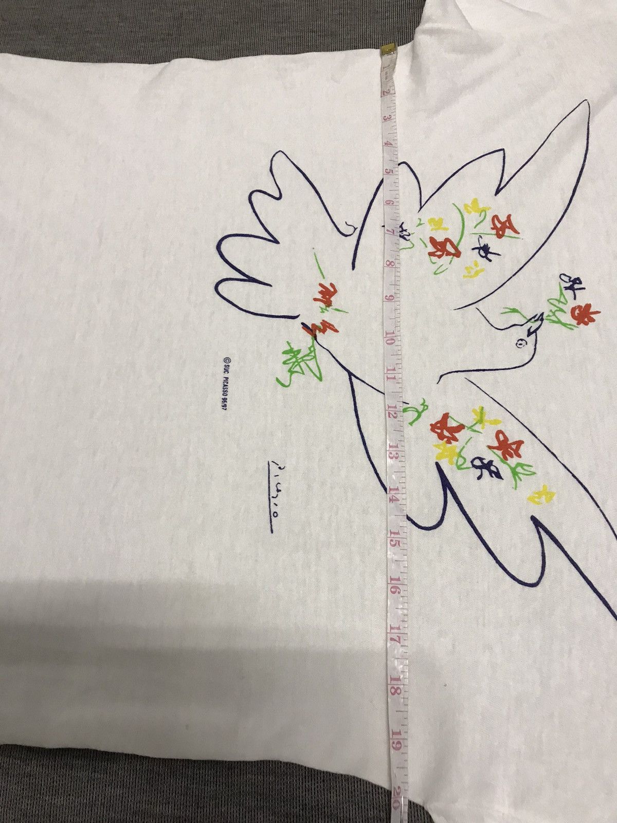 Vintage Vintage Pablo Picasso Dove of Peach Art Tees Size US M / EU 48-50 / 2 - 13 Thumbnail