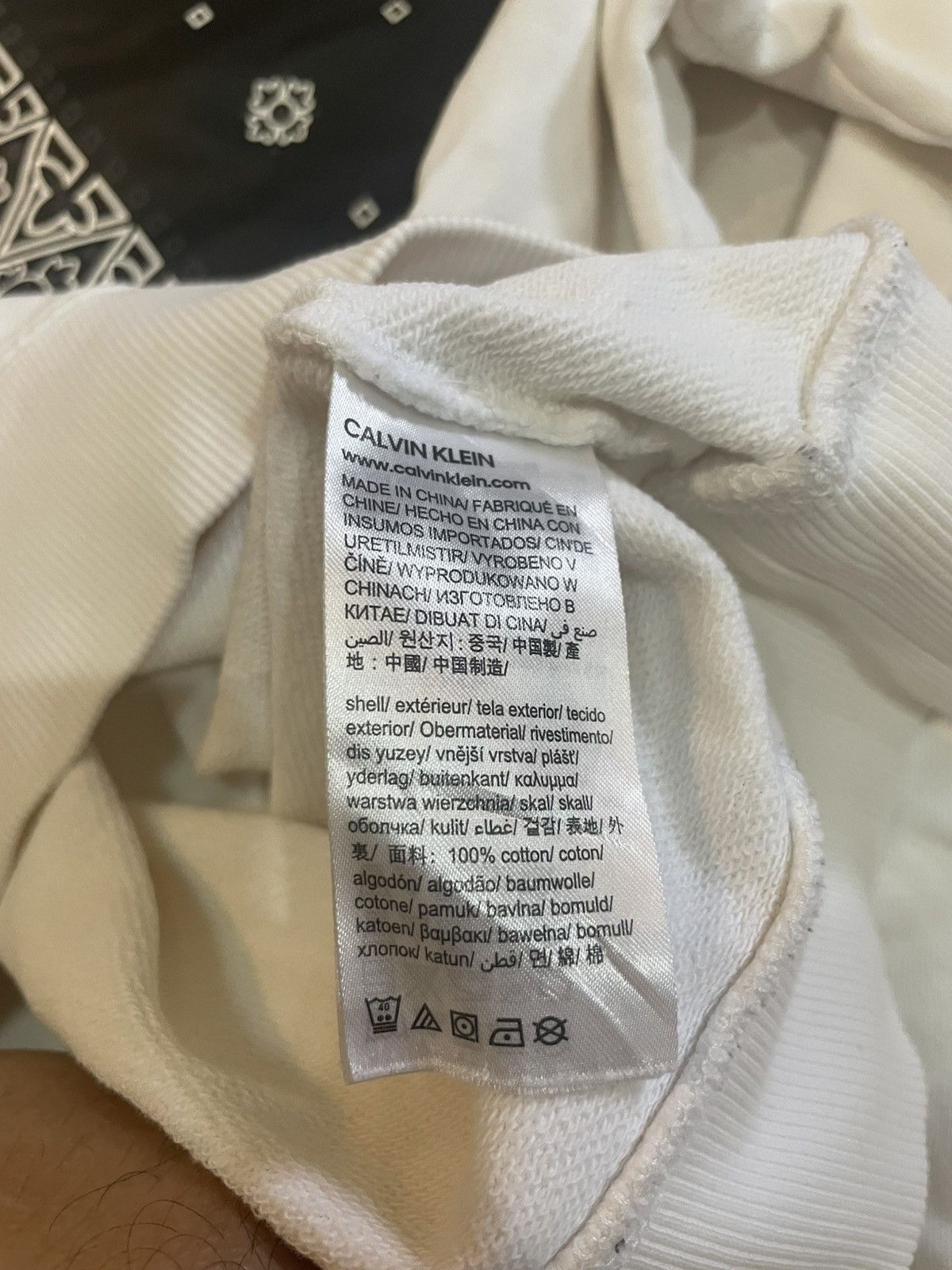 Calvin Klein Calvin Klein Bandana Sweatshirt Size US S / EU 44-46 / 1 - 3 Thumbnail