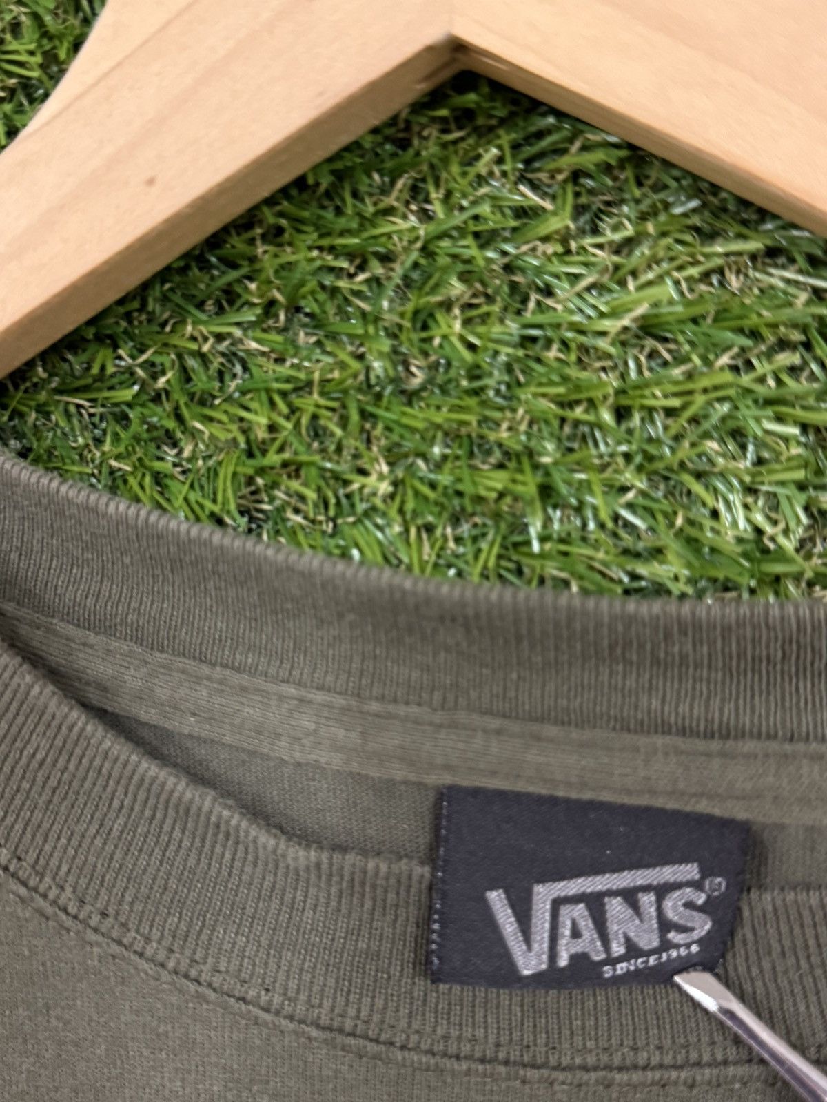 Vans Vintage Vans Snake Python Logo Skate Forest Olive Tee Size US M / EU 48-50 / 2 - 3 Thumbnail