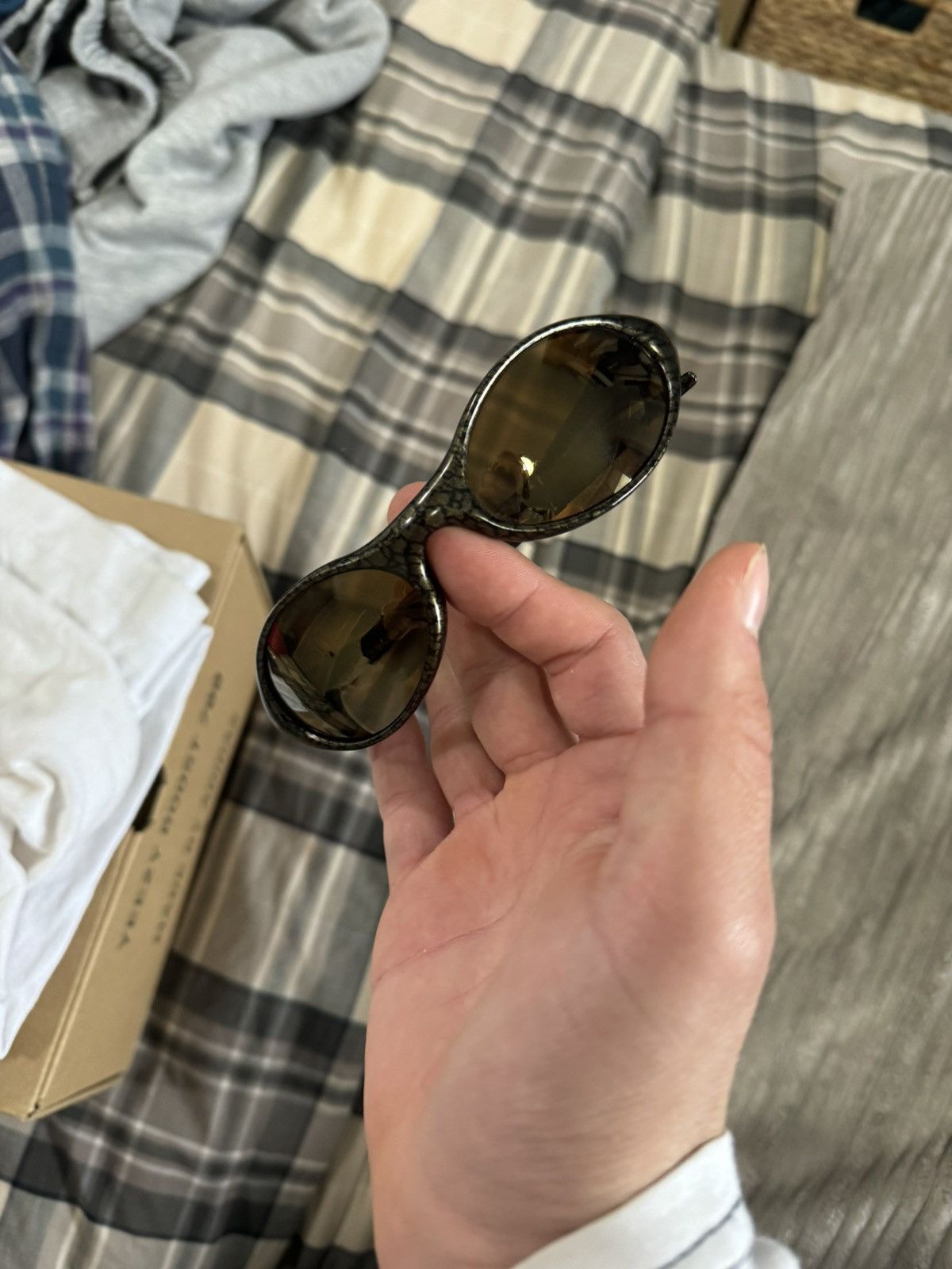 image of Oakley Glasses (Beat Up) in Brown, Men's