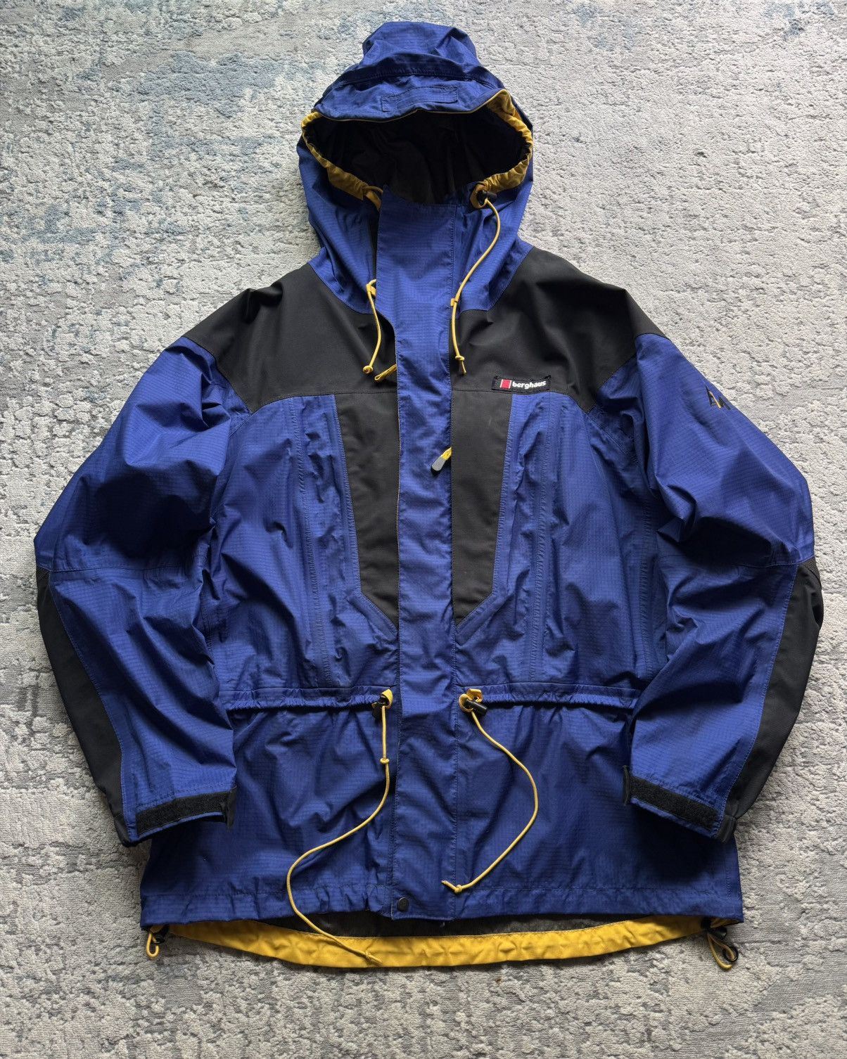 Berghaus Berghaus Vintage Trango Extreme Gore Tex Membrane Jacket L Size US L / EU 52-54 / 3 - 2 Thumbnail