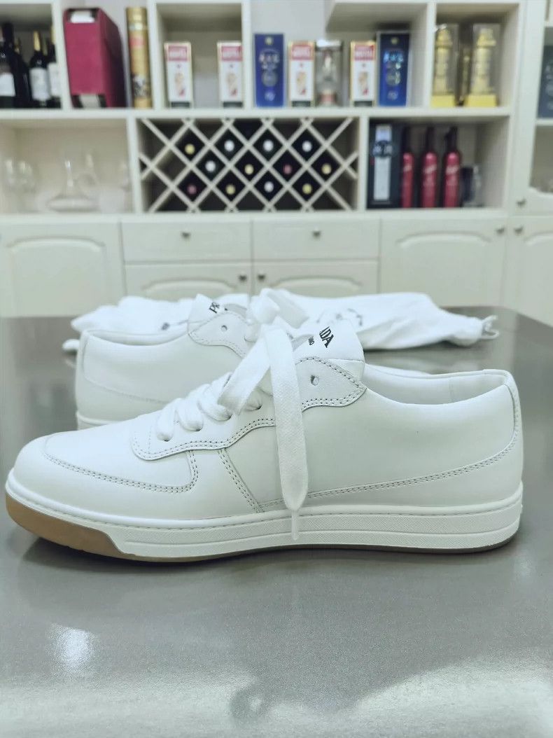 Prada PRADA White Leather Casual Sneakers Size 7-2506 Size US 7 / EU 40 - 4 Thumbnail