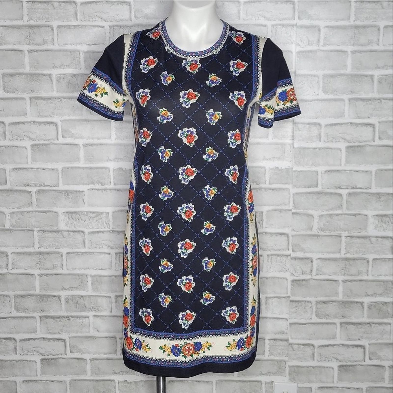 Tory burch printed t shirt dress sales
