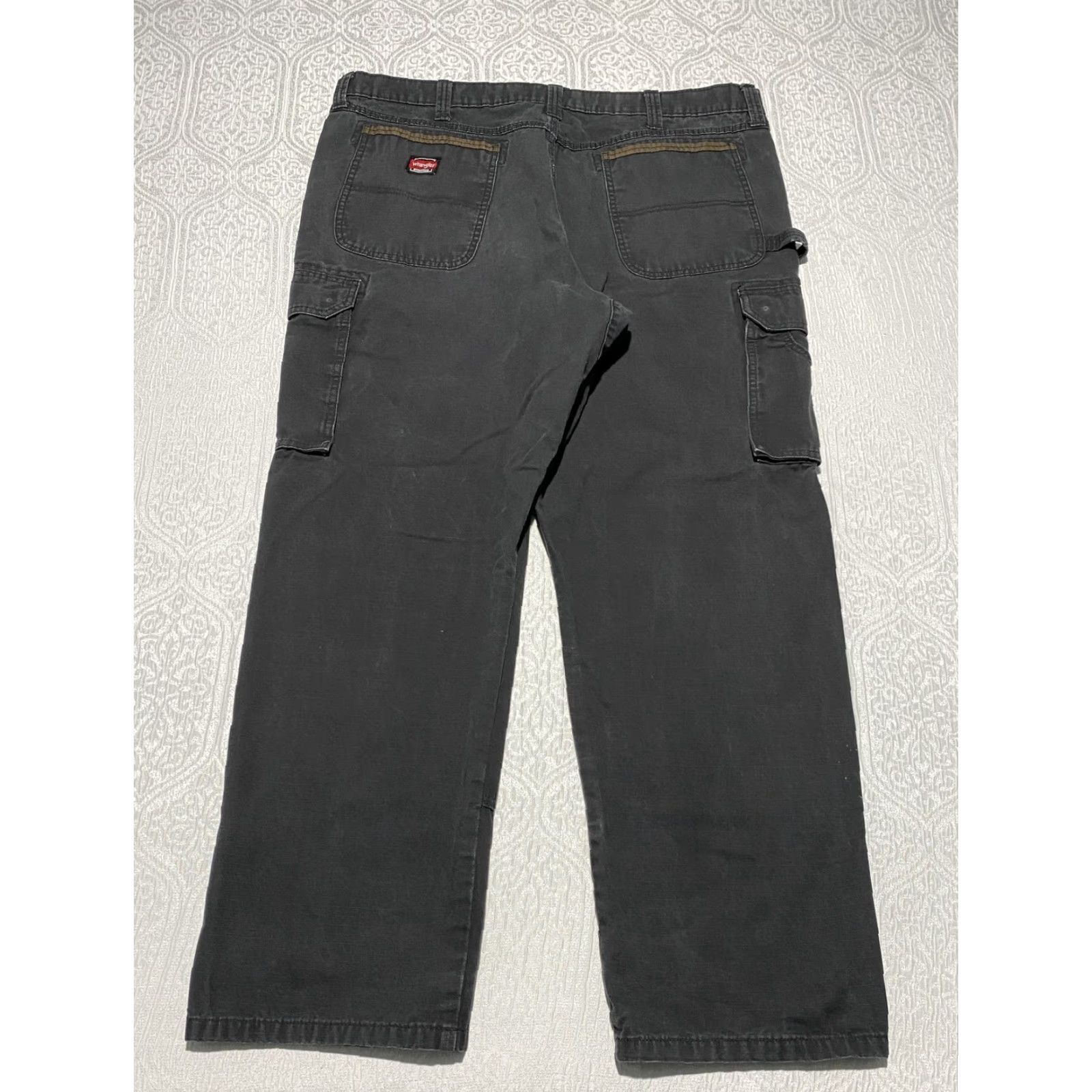 Wrangler Wrangler Workwear Carpenter Pants Mens 42x32 Black Cargo Relaxed Fit Utility Pants Mens Wrangler RIGGS Workwear Size US 42 / EU 58 - 3 Thumbnail