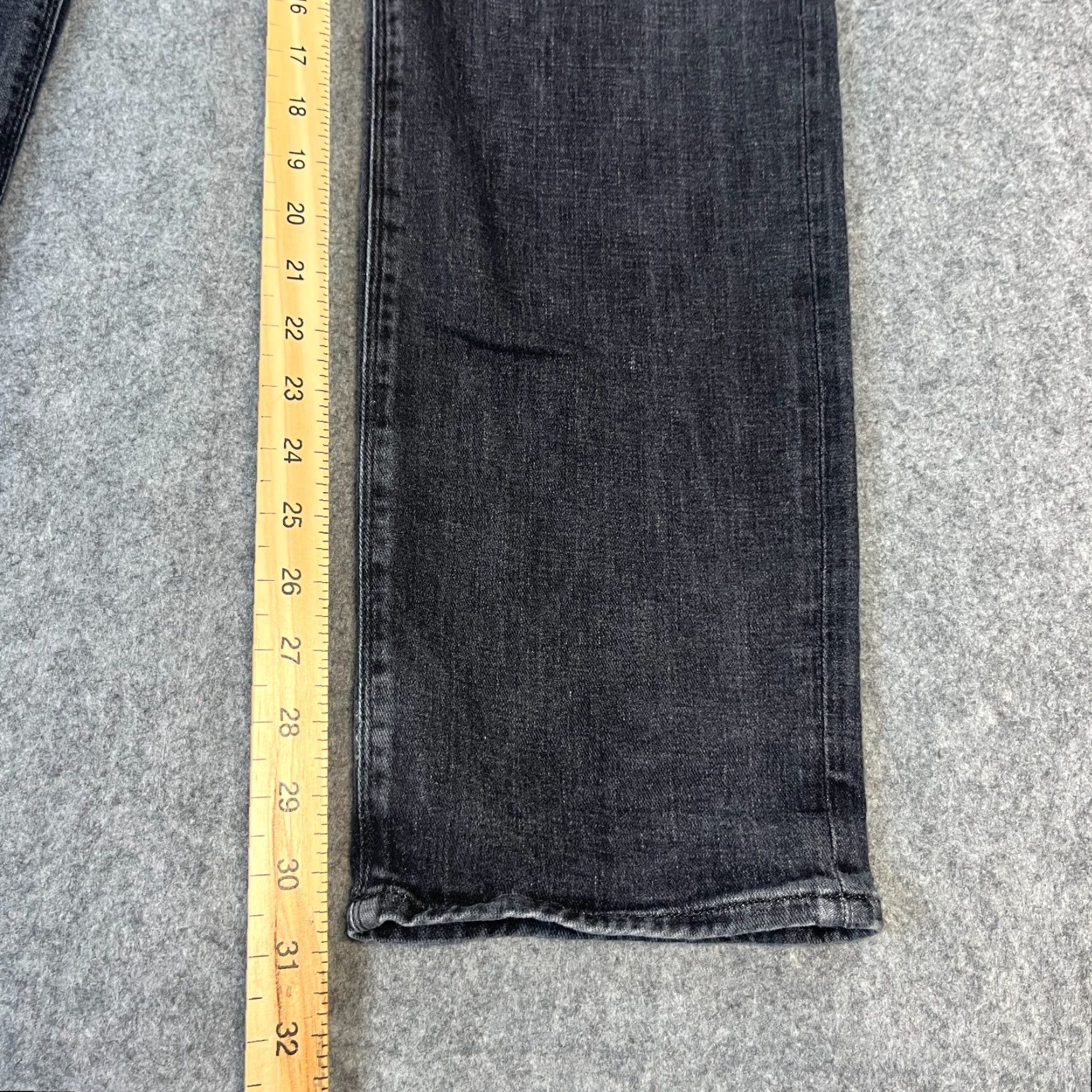 Hugo Boss HUGO BOSS Jeans Tapered Main 3 36 Regular 32 Dark Grey Denim Elastic 5-Pocket Mens Midwest Vintage No Pattern Machine Washable Shoes? Size US 36 / EU 52 - 4 Thumbnail