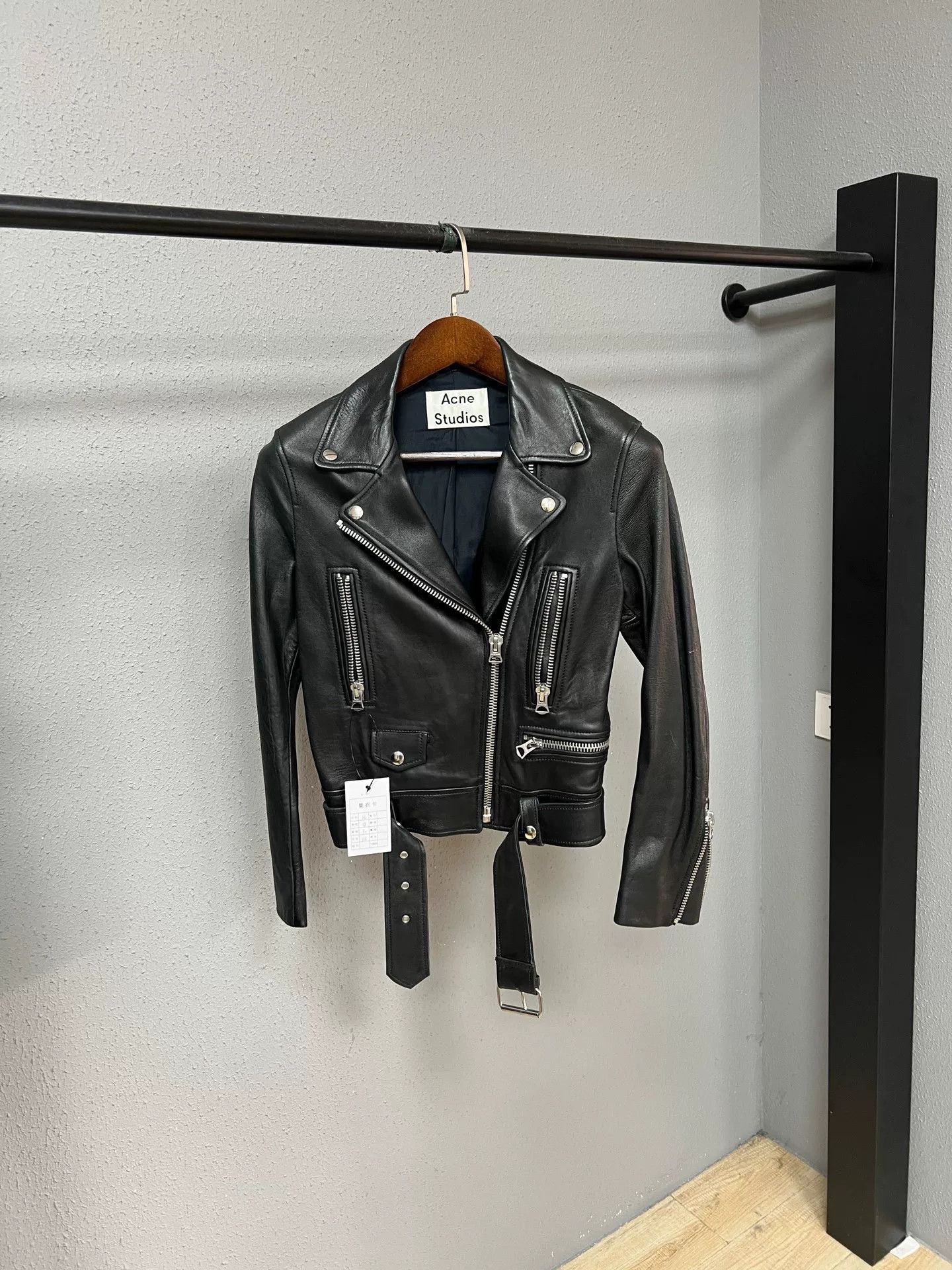 Acne Studios Acne Studios Motorcycle Leather Jacket Size XS / US 0-2 / IT 36-38 - 1 Thumbnail