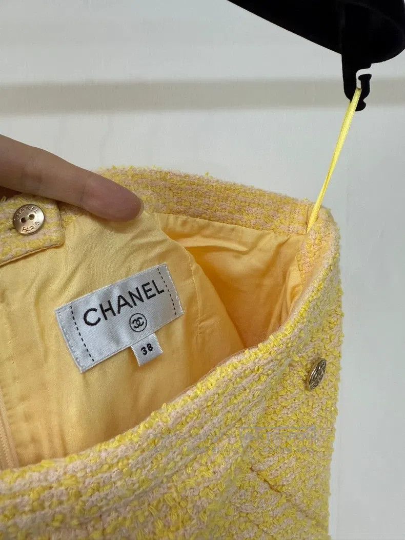 Chanel Chanel 21P chick yellow twill tweed skirt Size 25" / US 0 / IT 36 - 3 Thumbnail