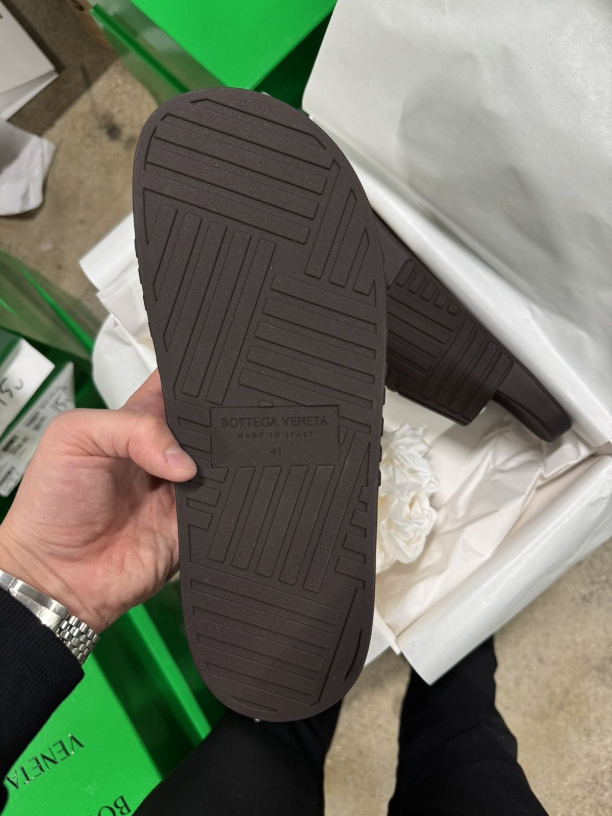 Bottega Veneta Bottega Veneta Embossed Rubber Slides NEW 550$ Size US 8 / EU 41 - 4 Thumbnail