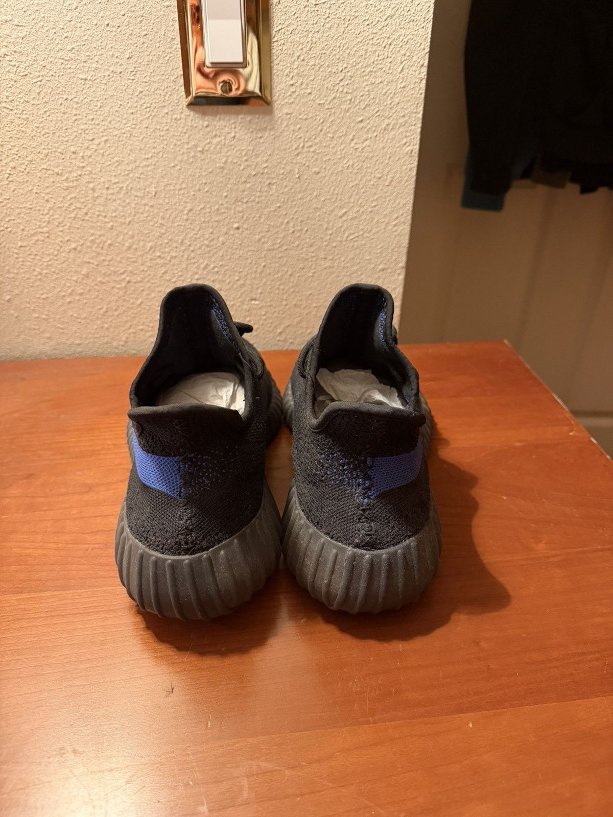 Yeezy Adidias Yeezy Boost 350 V2 Blue Stripe Size US 11 / EU 44 - 4 Thumbnail