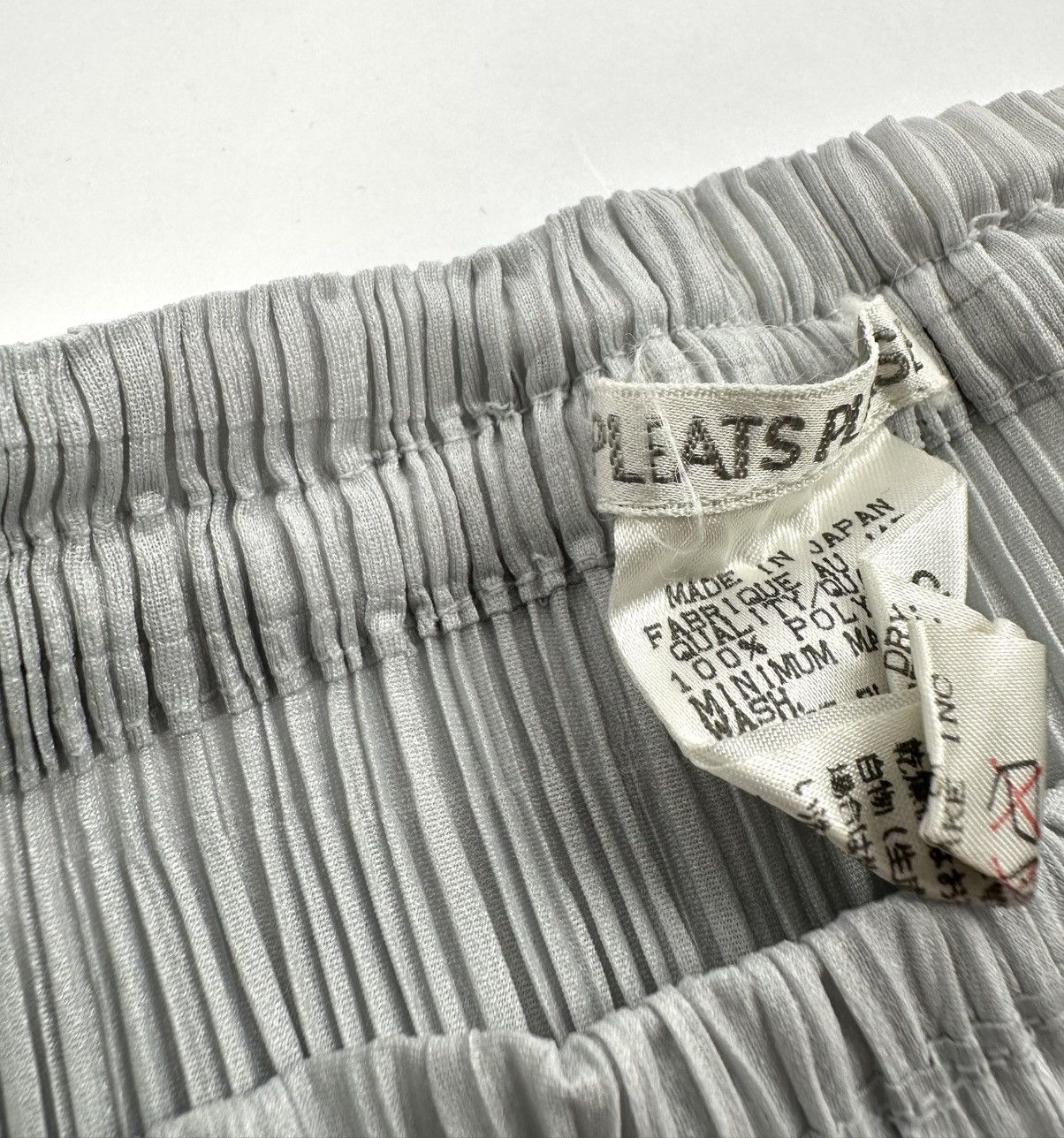 Issey Miyake × Pleats Please Issey Miyake Issey Miyake - Pleats Please - Classic Pleated Trouser Size 24" / US 00 / IT 34 - 10 Thumbnail