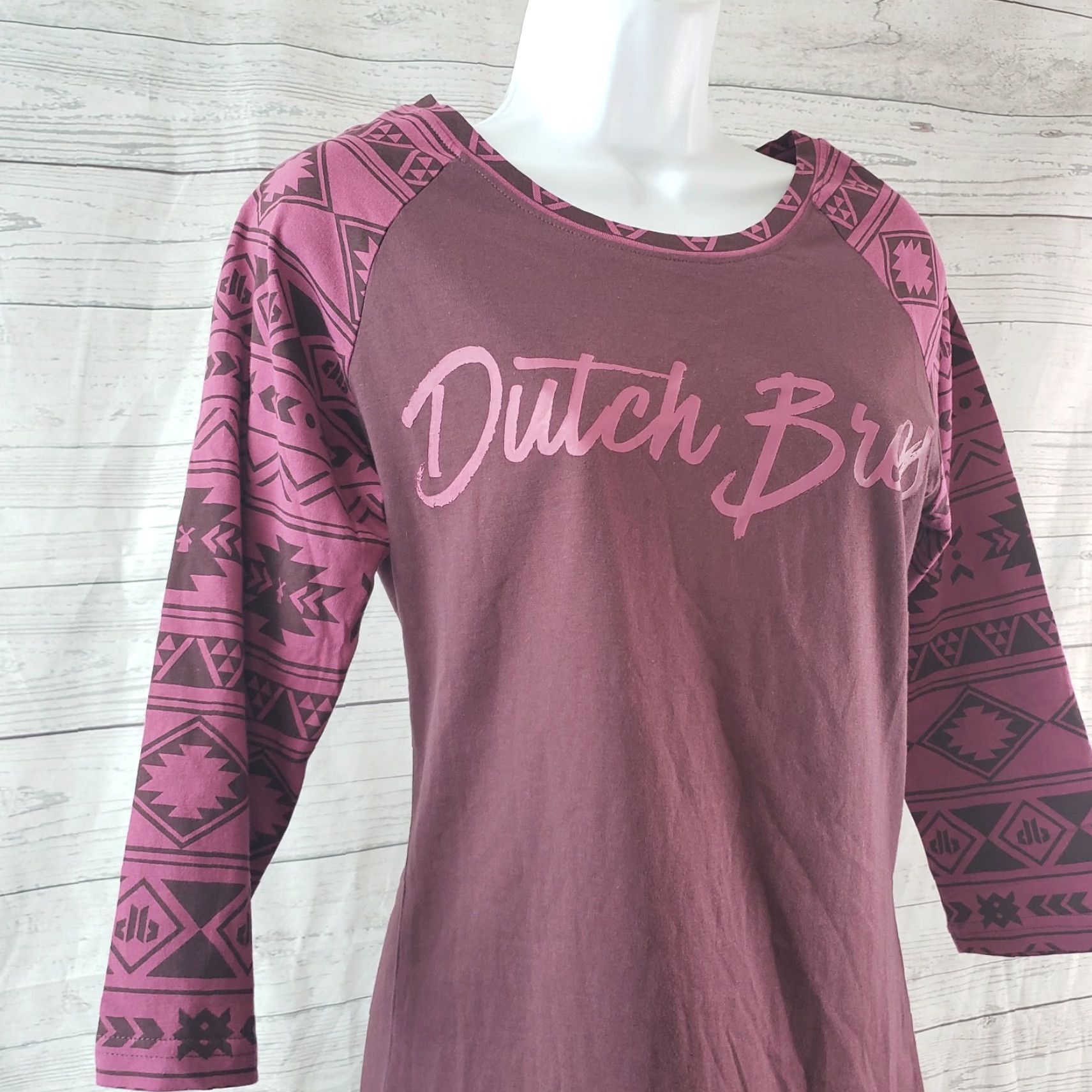 Vintage Dutch Bros Womens Raglan Sleeve Top Sz Medium Maroon Purple Cotton 3/4 Sleeve T-Shirt Womens M Purple Raglan Shirt Size M / US 6-8 / IT 42-44 - 2 Thumbnail