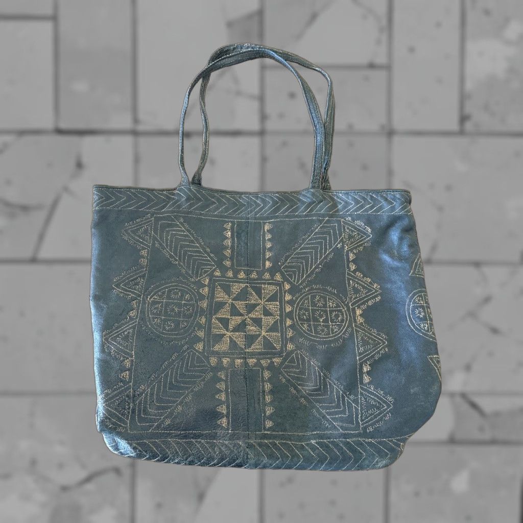 VINTAGE Chico's Leather Shoulder Bag Women Medium Black Geometric Tribal 90s Art Bohemian