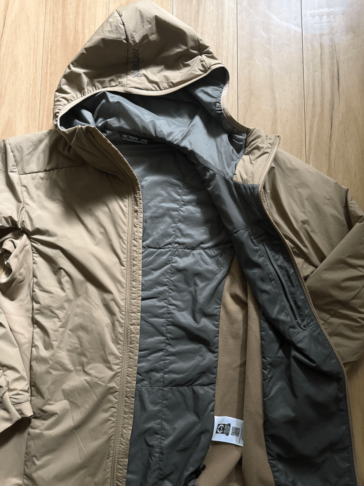 Arc'teryx Arcteryx Atom Hoody Jacket XS - Canvas Brown Size US XS / EU 42 / 0 - 4 Thumbnail