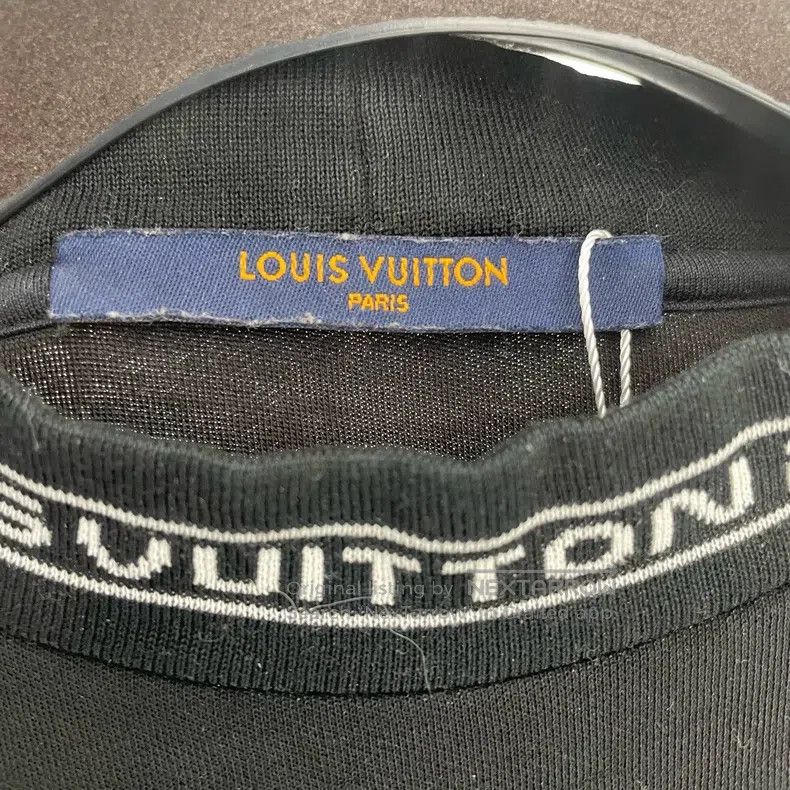 Louis Vuitton Louis Vuitton Black Letter Long Sleeve Size US XS / EU 42 / 0 - 4 Thumbnail