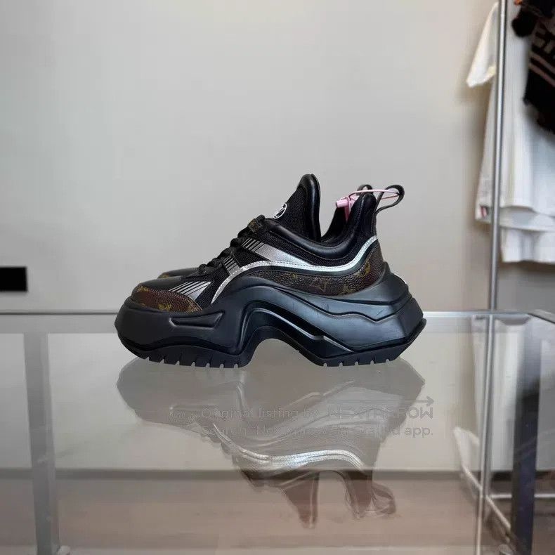 Louis Vuitton Louis Vuitton Archlight 2.0 black presbyopic dad shoes Size US 8 / IT 38 - 4 Thumbnail