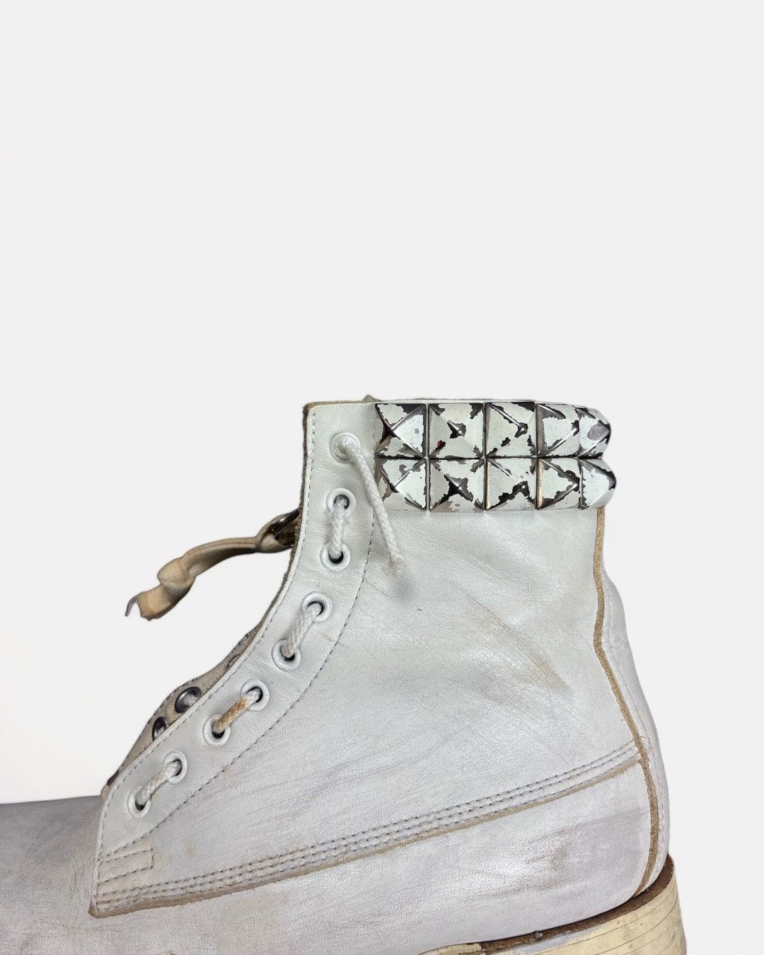 Undercover Undercover - SS06 Studded White Paint Boots Size US 8.5 / EU 41-42 - 4 Thumbnail