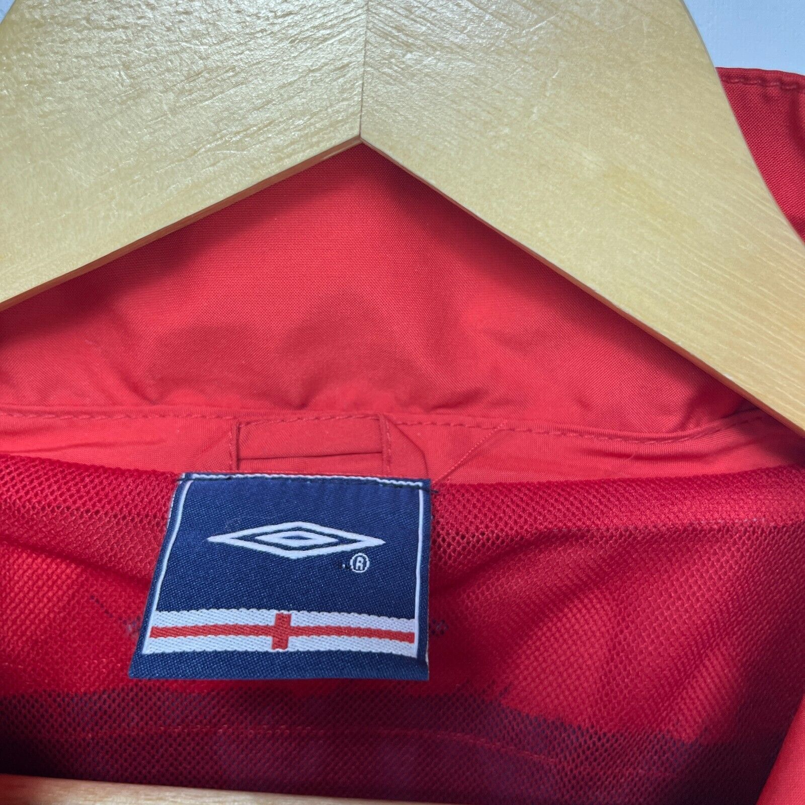 Umbro × Vintage Vintage Umbro England Football Windbreaker Track Jacket Med Size US M / EU 48-50 / 2 - 7 Thumbnail