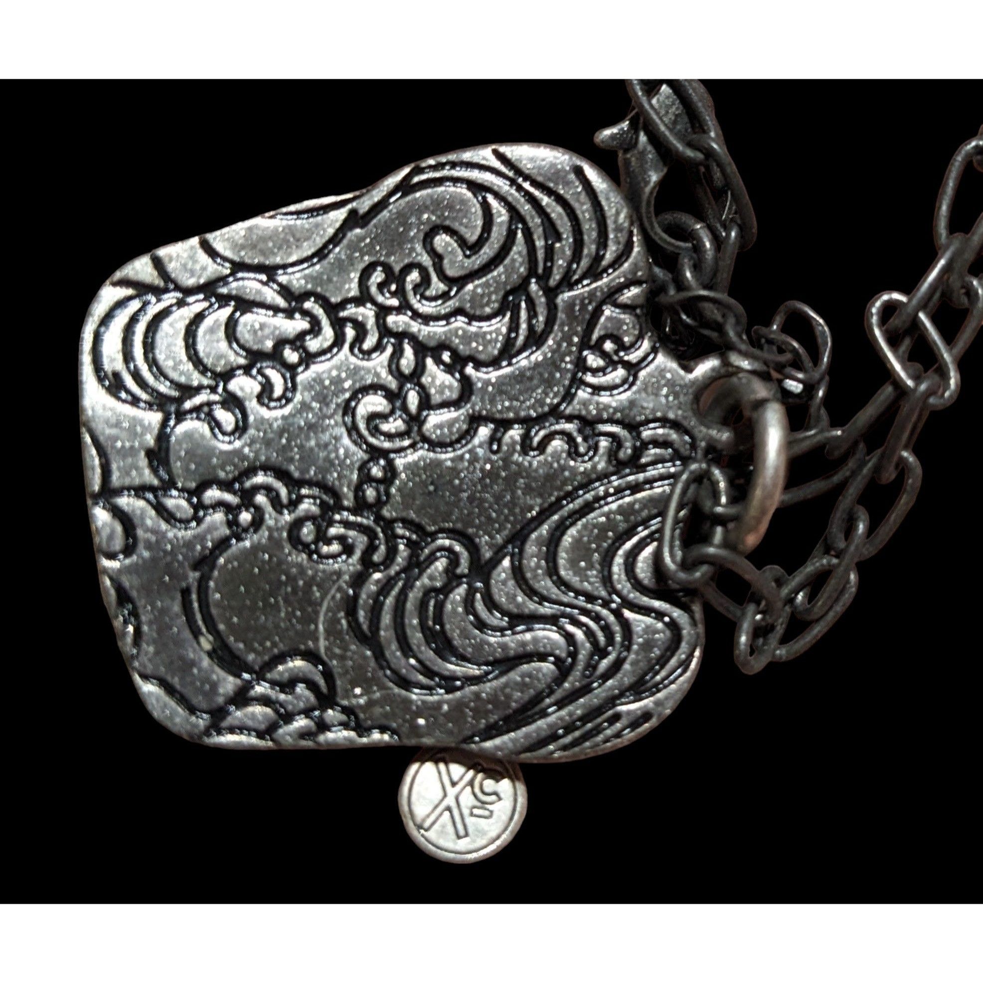 Other Axcess Liz Claiborne Silver Elephant Necklace Size ONE SIZE - 4 Thumbnail