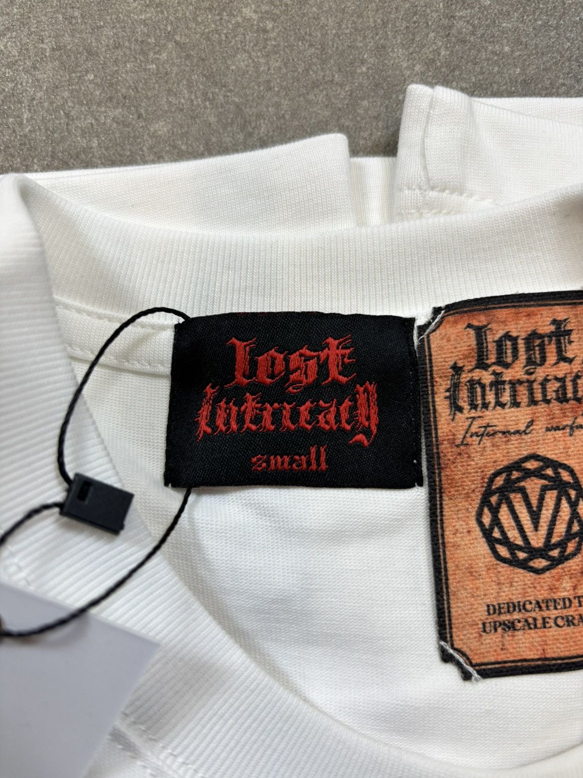 LOST INTRICACY Lost Intricacy Front Page Mag Shirt, White Size US S / EU 44-46 / 1 - 10 Thumbnail