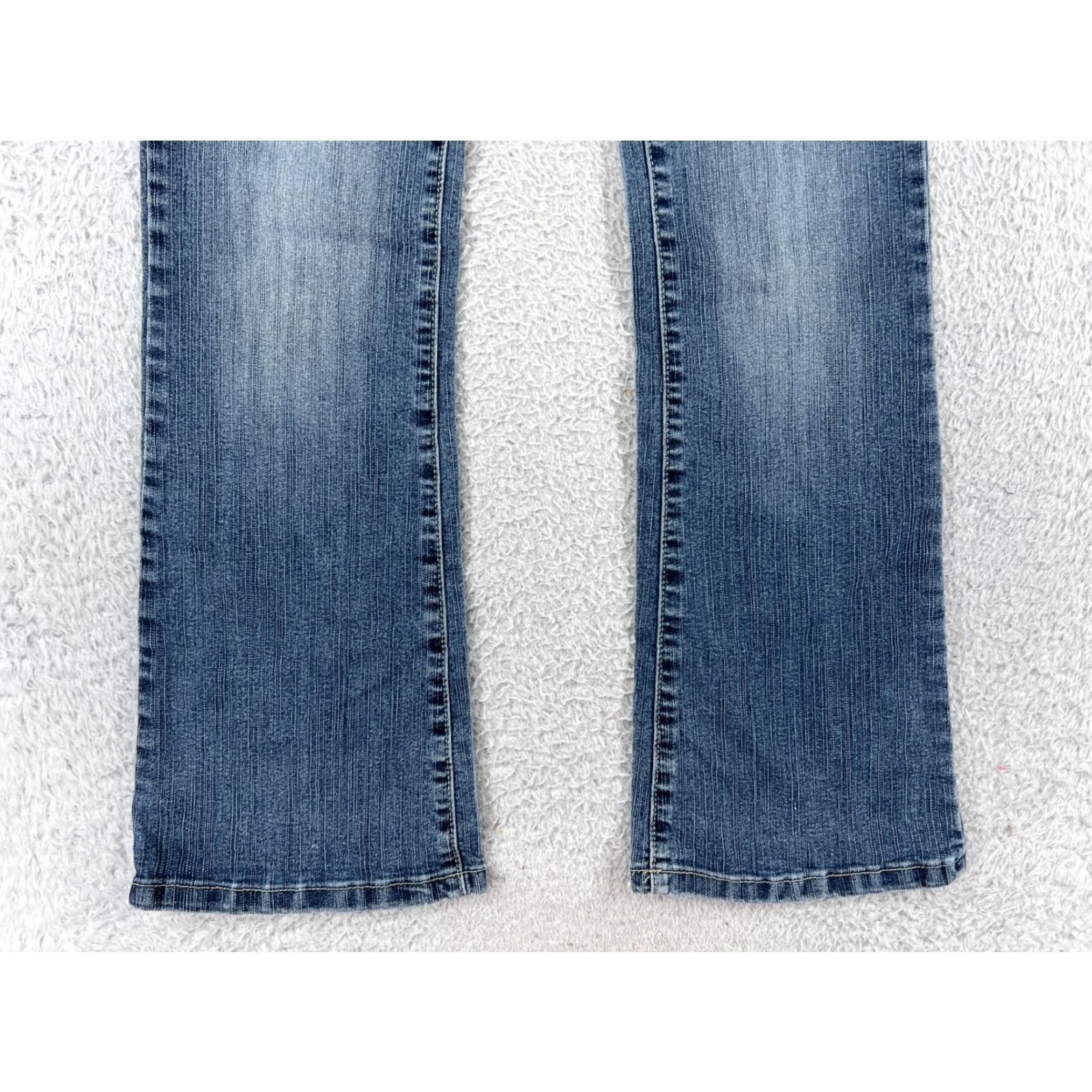 Denime SouyoJeans Jeans Womens 28 Blue Denim Rhinestone Flared Cotton Blend Regular Inseam 29" 24" Waist Women Summer 90s? No decade given. Size 28" / US 6 / IT 42 - 2 Thumbnail