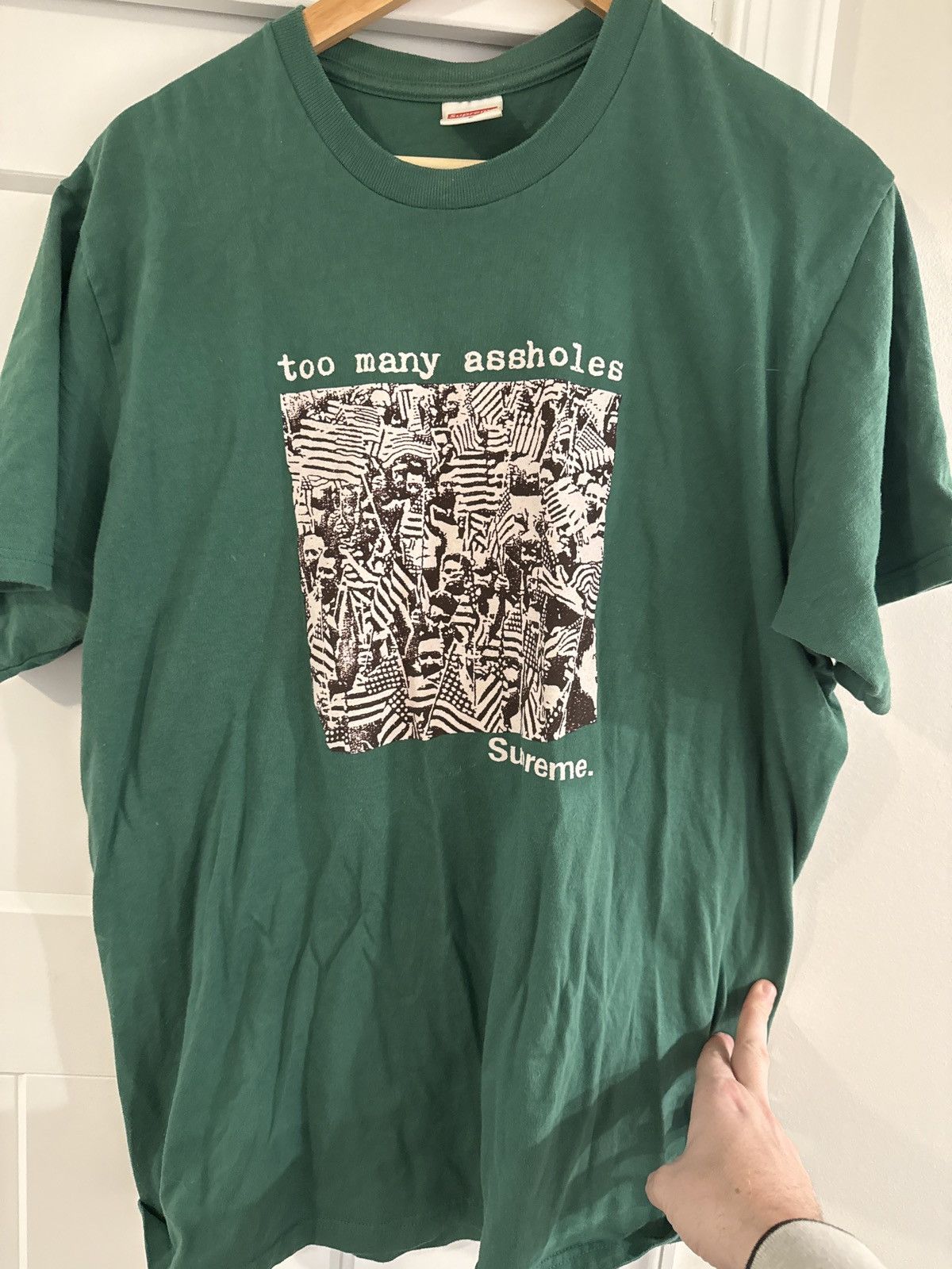 Supreme Supreme too many assholes Size US L / EU 52-54 / 3 - 1 Thumbnail