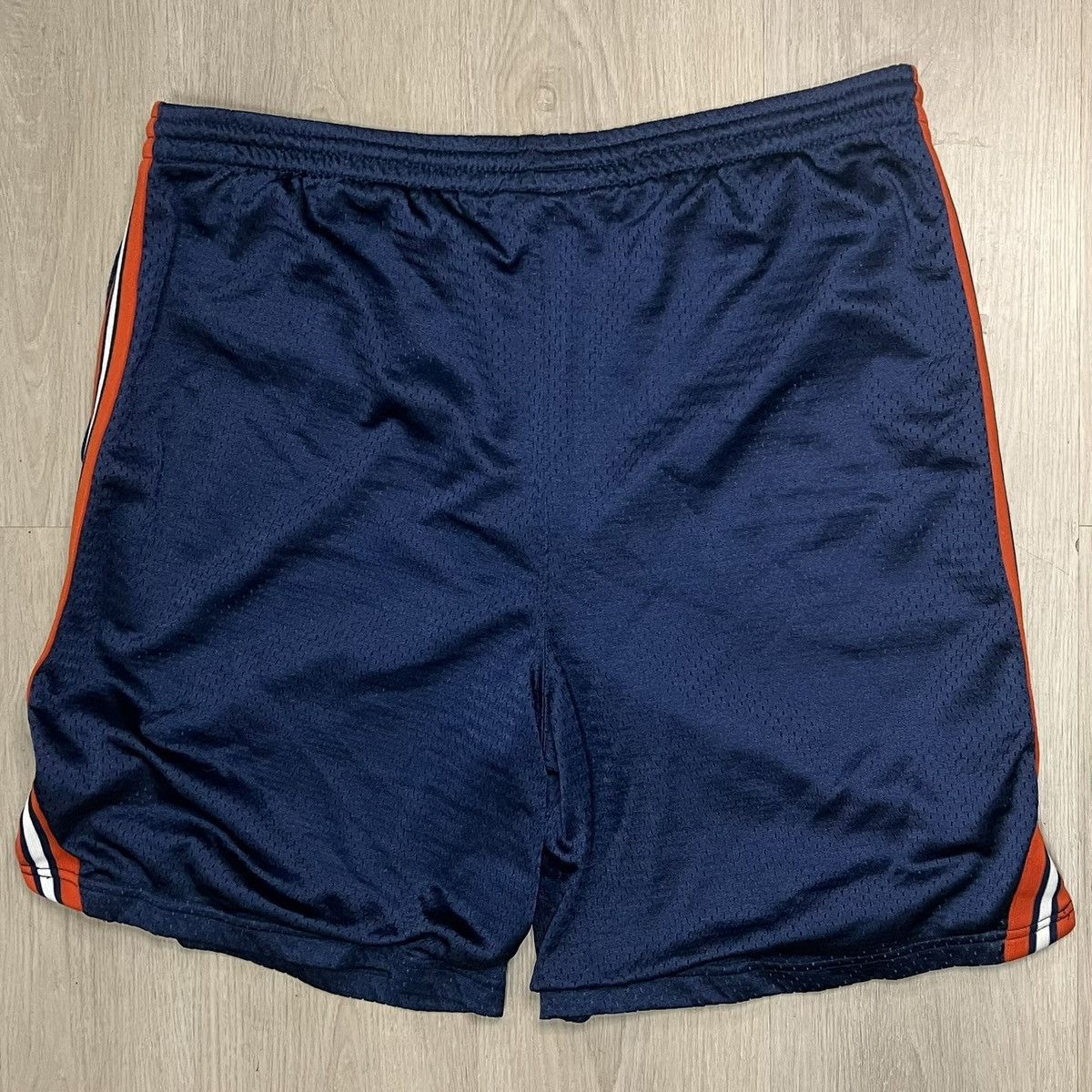 Pro Player Vintage Pro Player Virgina Cavaliers Shorts Navy Size US 34 / EU 50 - 3 Thumbnail