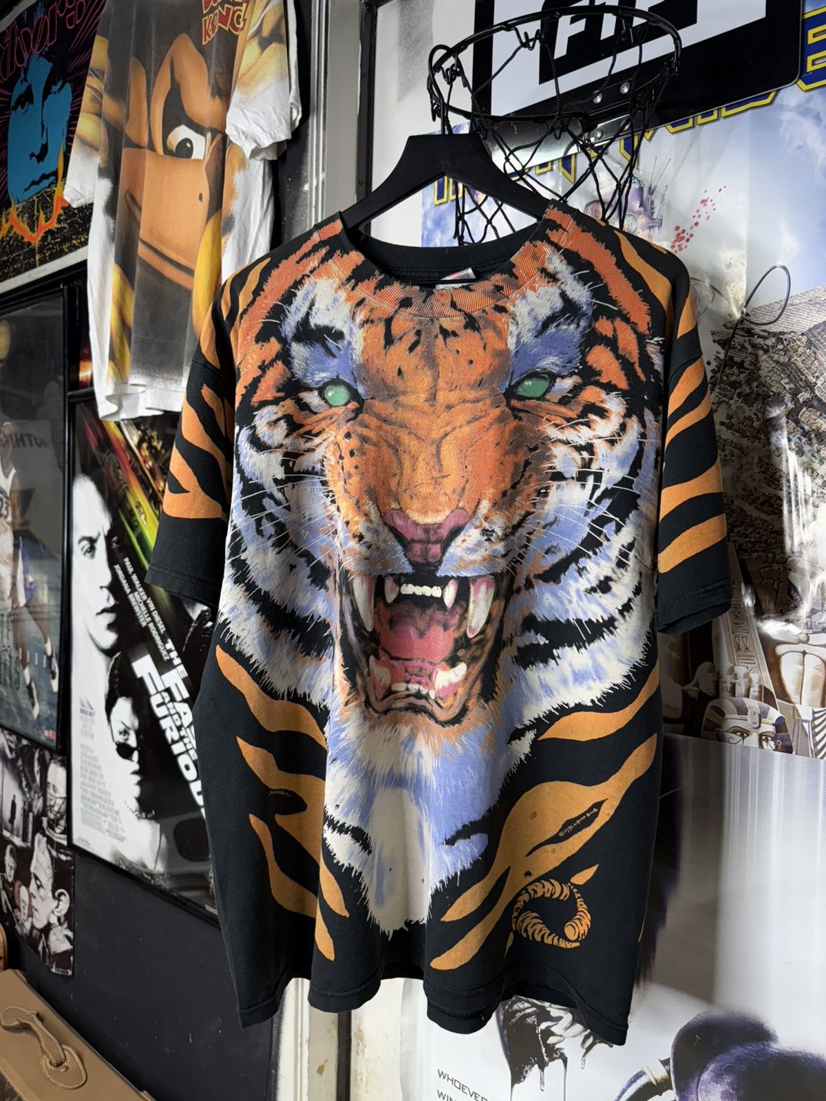 Vintage Vintage 90’s Tiger Liquid Blue T-Shirt Rare Adult Large Size US L / EU 52-54 / 3 - 10 Thumbnail