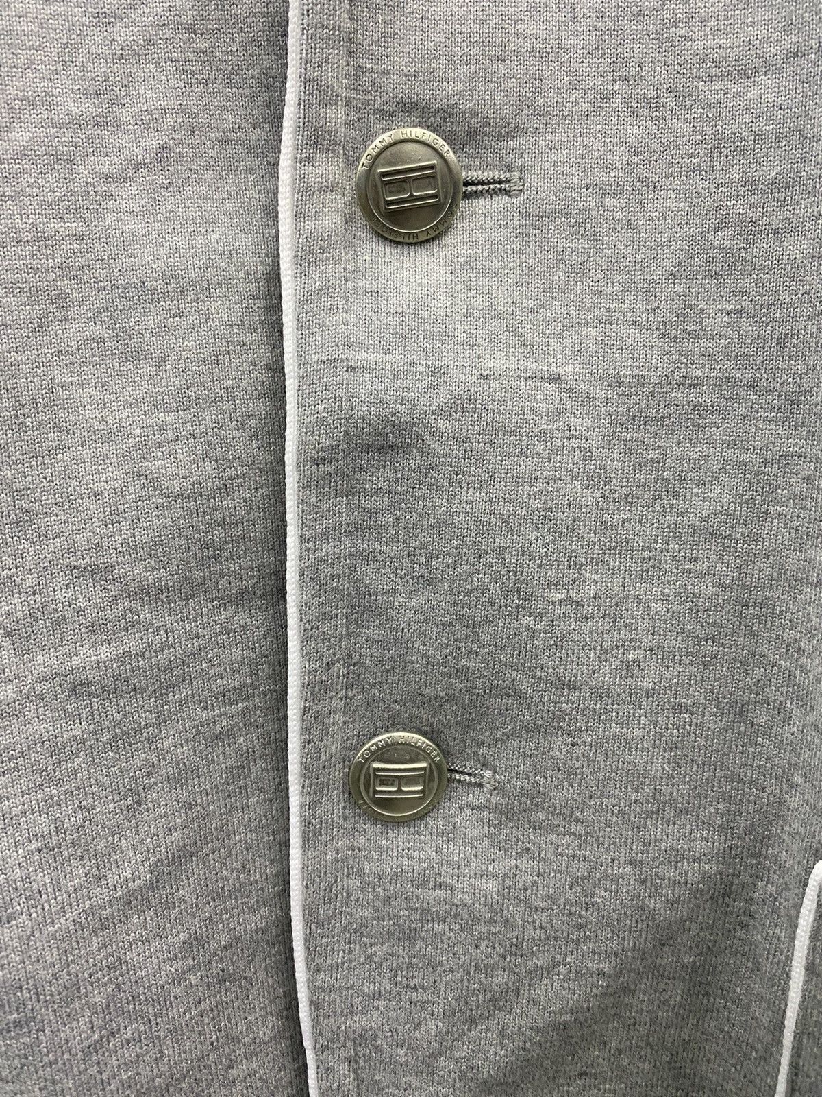 Tommy Hilfiger Vtg Tommy Hilfiger Button Cardigan (M) Size US L / EU 52-54 / 3 - 16 Thumbnail