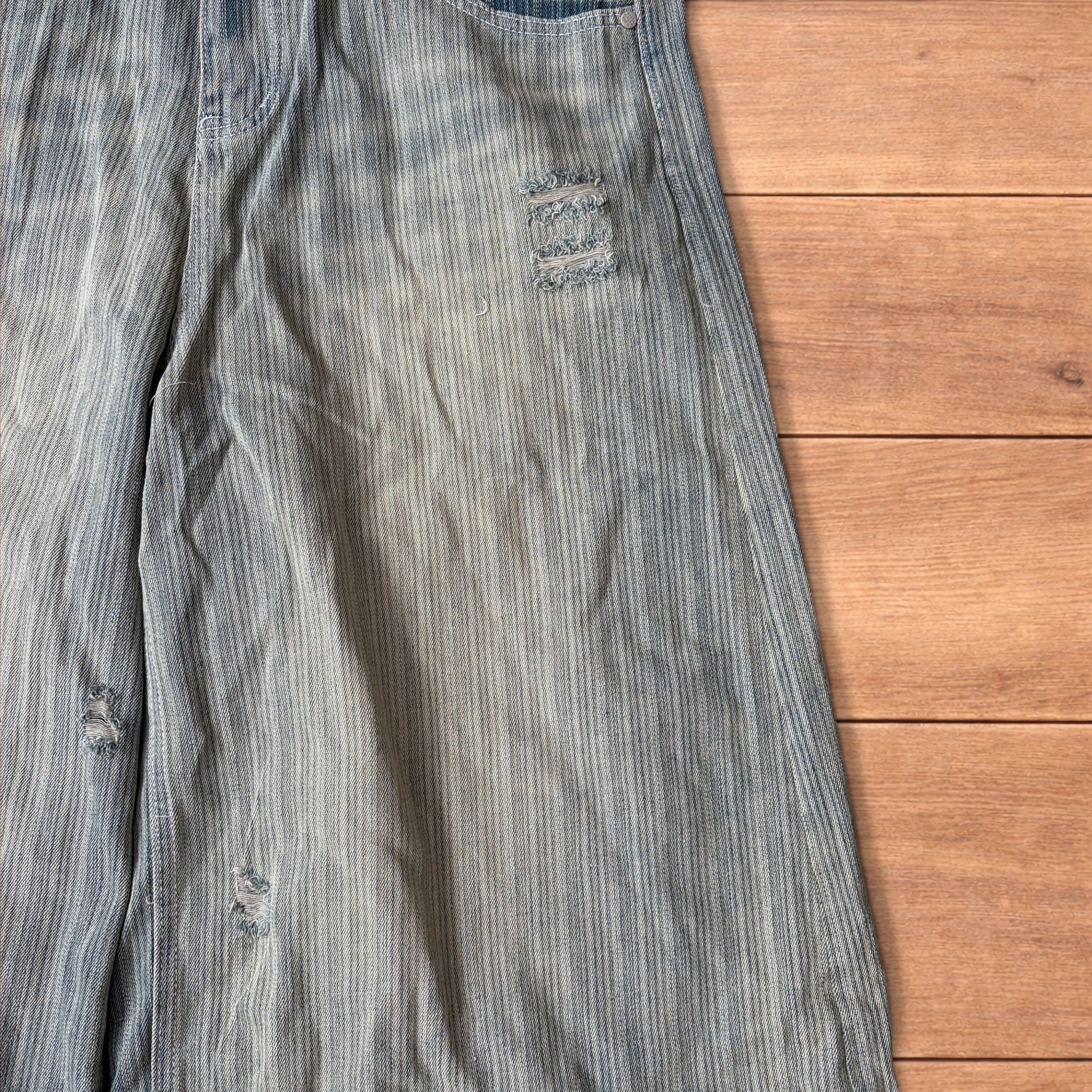 Japanese Brand Super baggy wide striped denim shorts jorts in light blue. Size US 36 / EU 52 - 5 Thumbnail